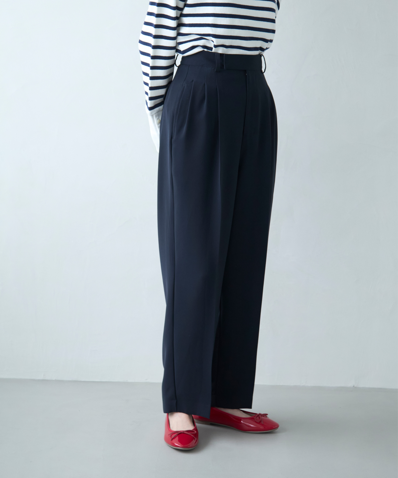 ≪通常販売≫toro tuck slacks(トロタックスラックス)- ネイビー -