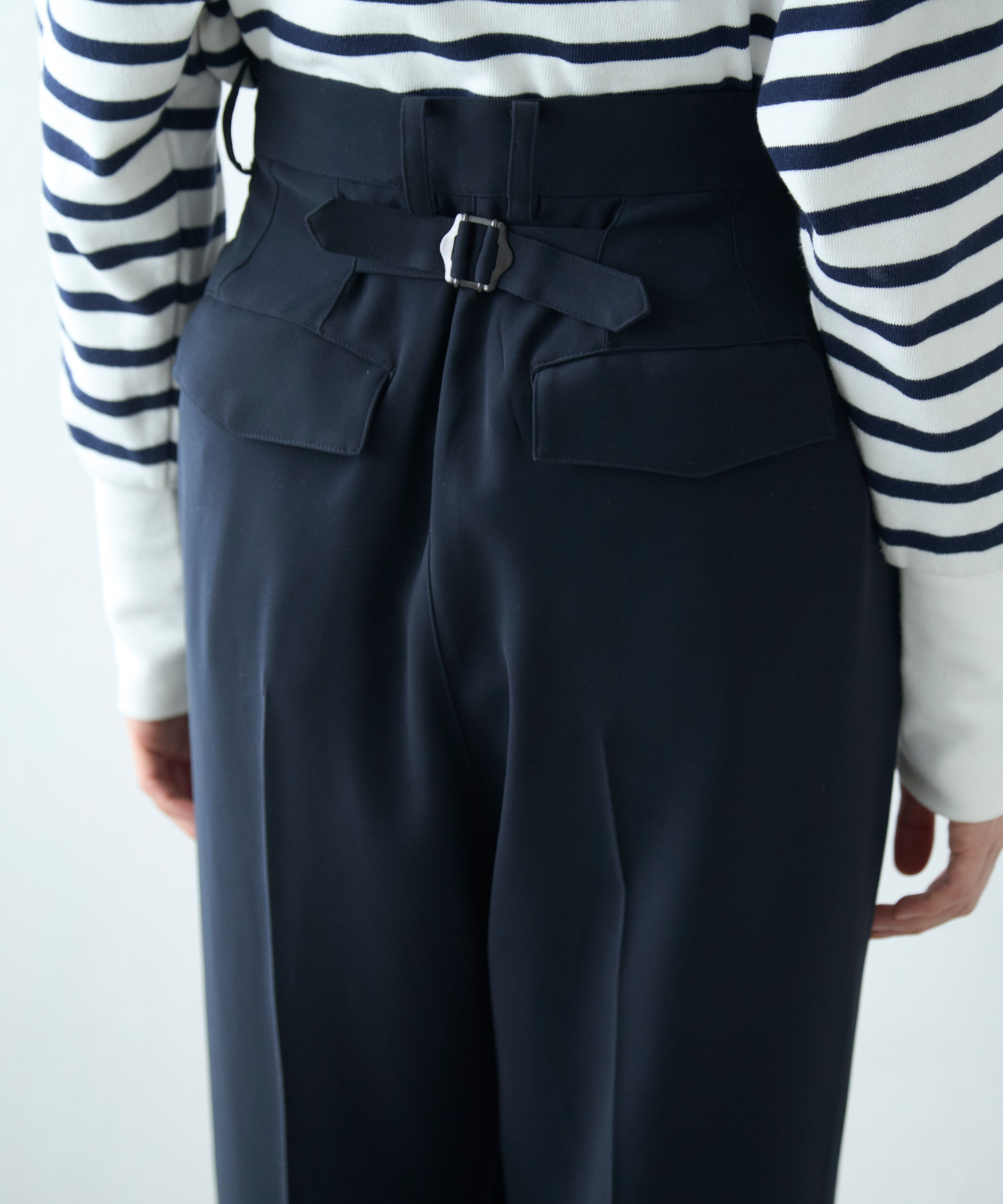 ≪通常販売≫toro tuck slacks(トロタックスラックス)- ネイビー -