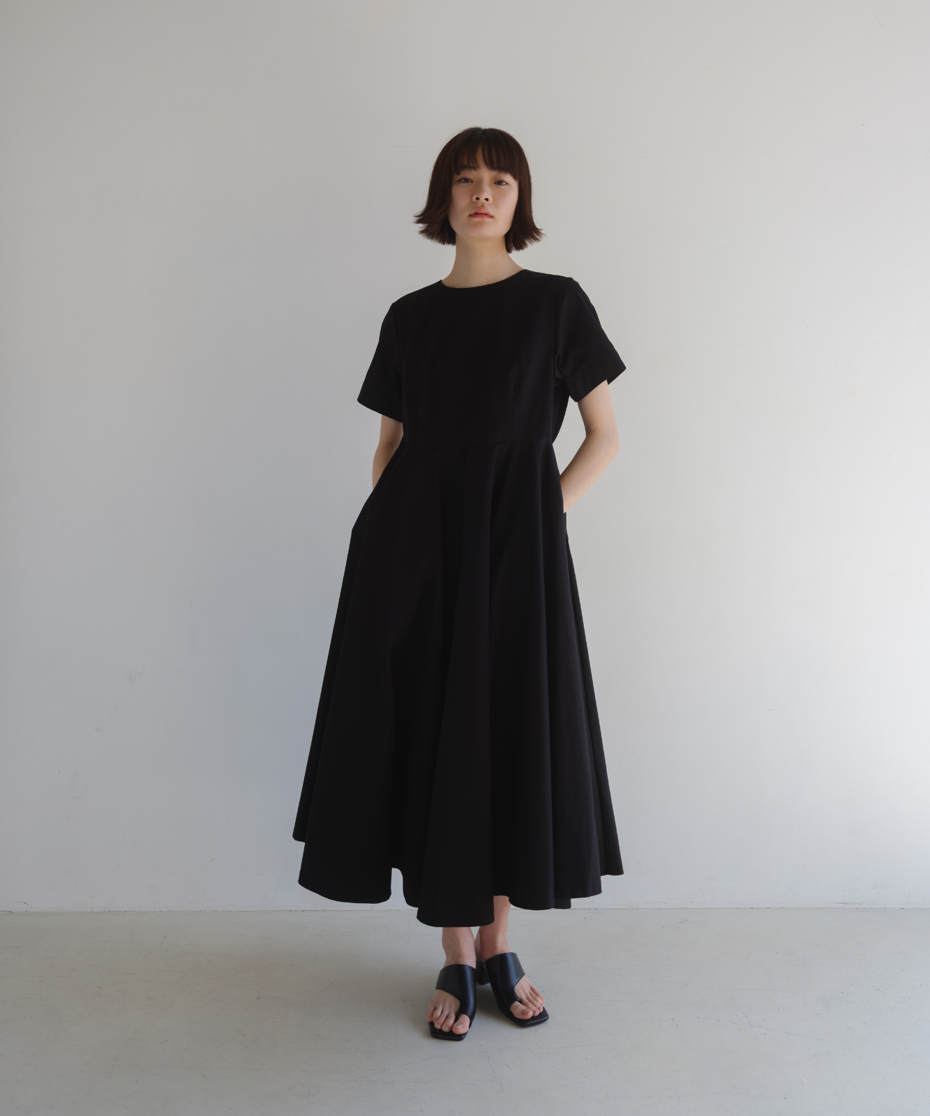 ≪通常販売≫【THE DRESS #00】black flare onepiece(ブラックフレアワンピース)