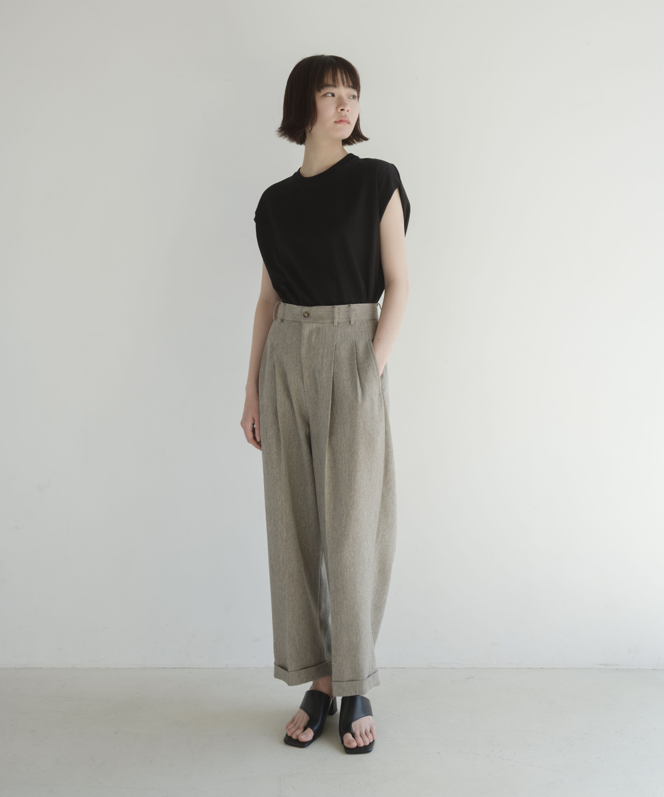 ≪通常販売≫herringbone two tuck slacks(ヘリンボーンツータックスラックス)
