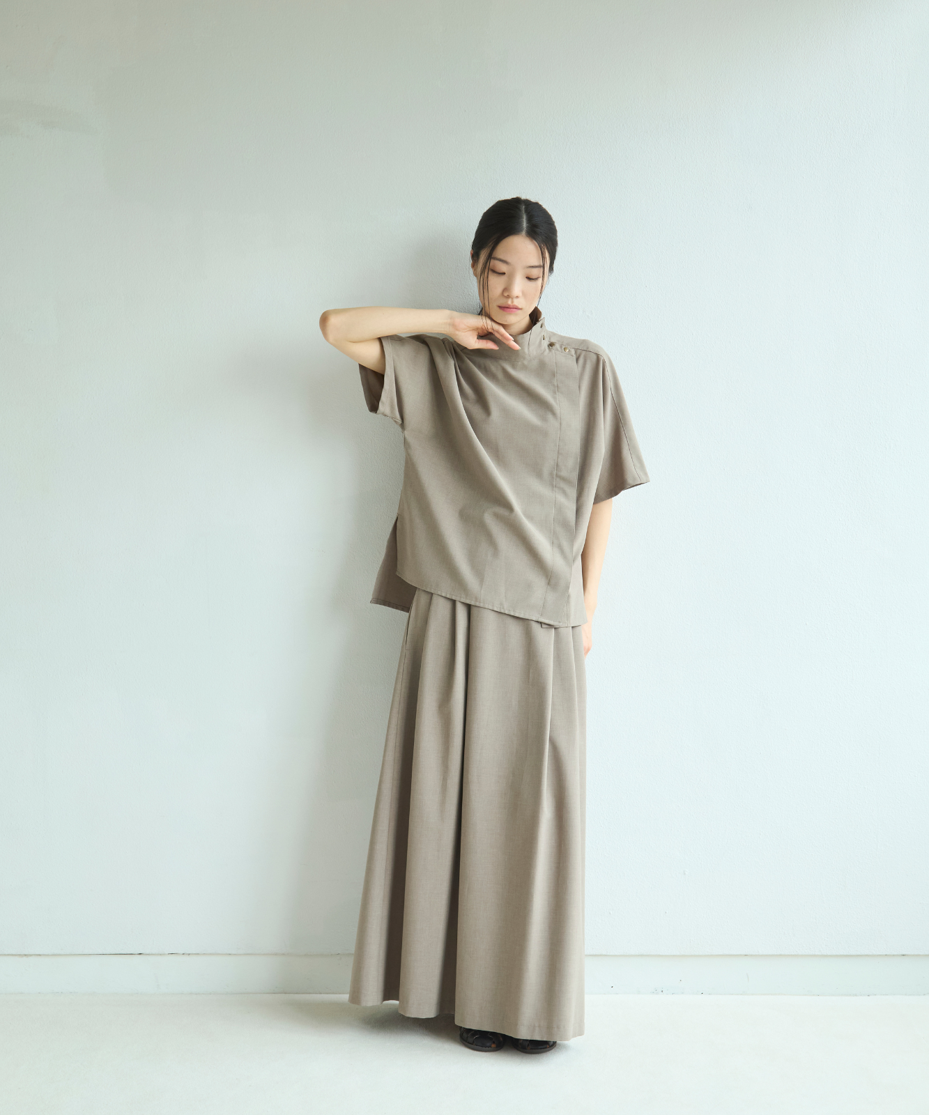 ≪通常販売≫high neck primitive flap blouse(ハイネックプリミティブフラップブラウス)≪2025年5月27日15:00販売開始≫
