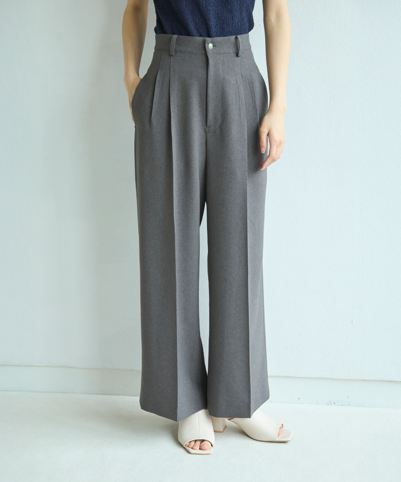 ≪通常販売≫two tuck slacks(ツータックスラックス)≪2025年5月30日15:00販売開始≫