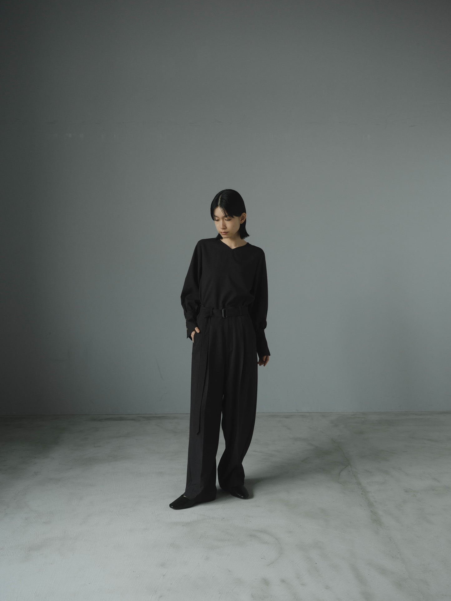≪通常販売≫vneck easy long blouse(Vネックイージーロングブラウス)≪2025年8月26日15:00販売開始≫
