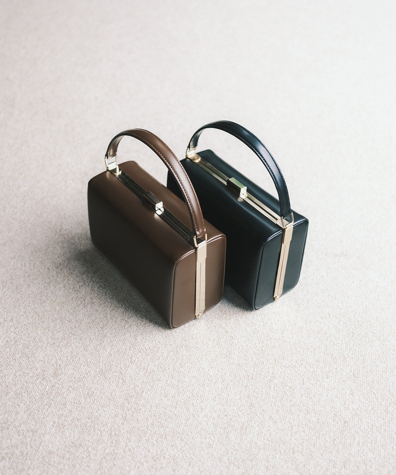 ≪予約販売≫the hand bag(ザ ハンドバッグ)- ブラウン -≪2023年7月24日21:00販売開始≫≪2023年9月下旬発送予定≫