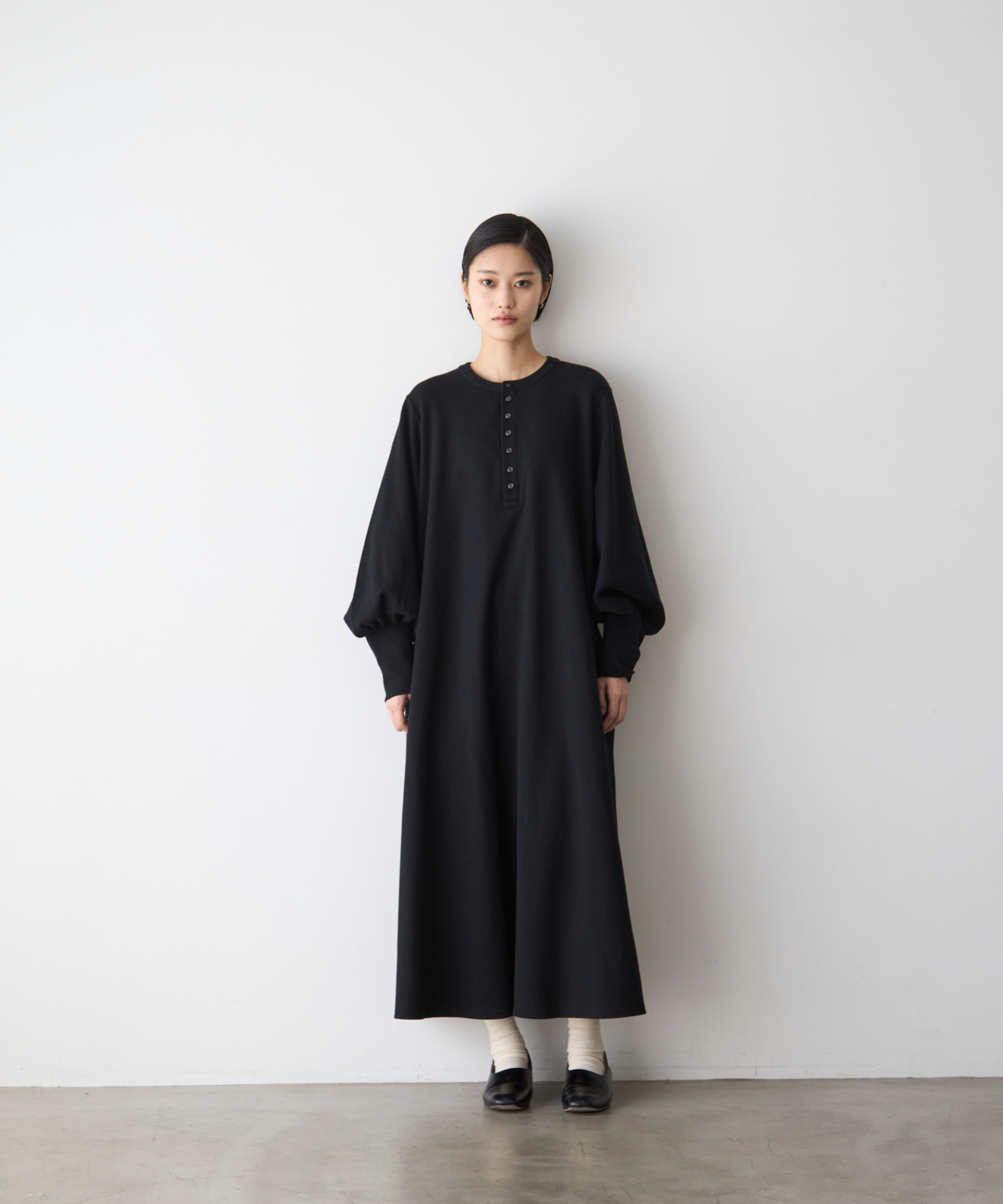 ≪通常販売≫henley neck volume sleeve one piece(ヘンリーネックボリュームスリーブワンピース)