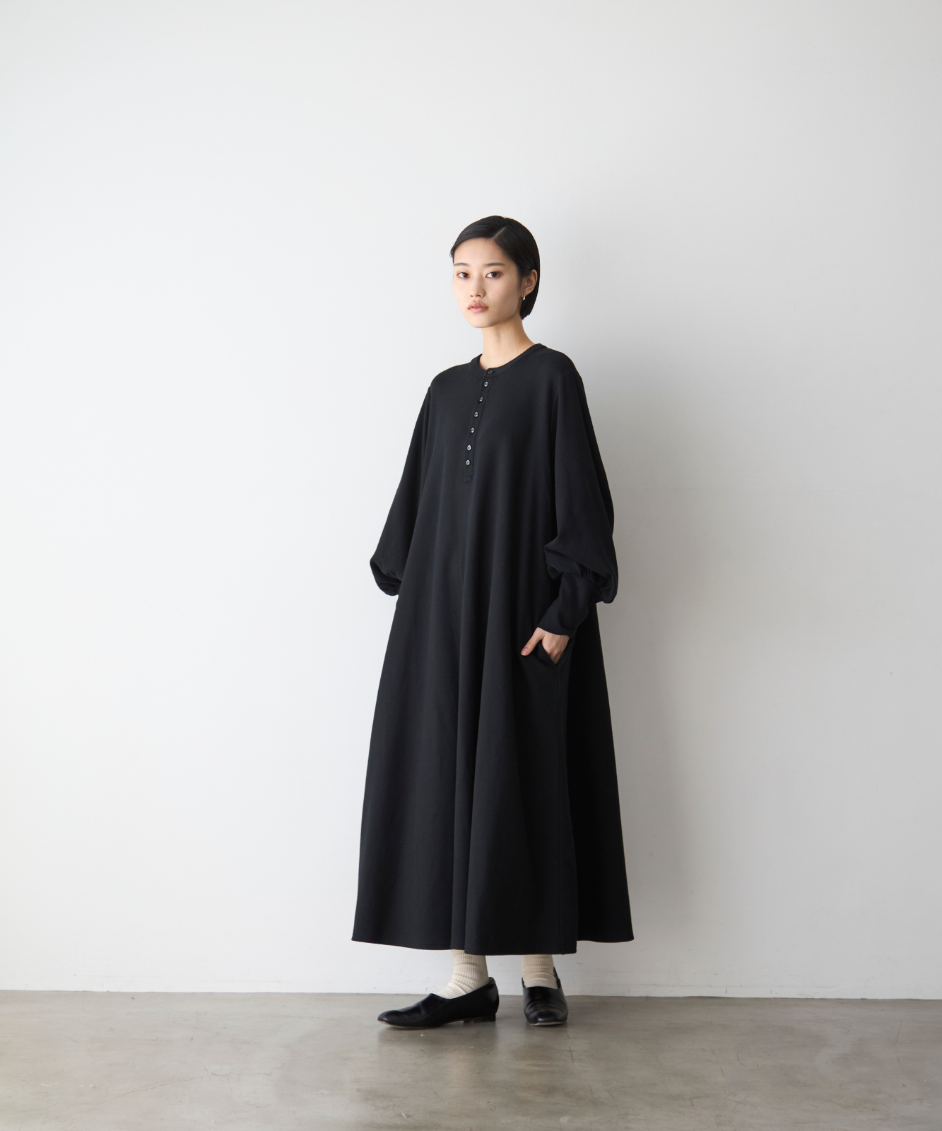 ≪通常販売≫henley neck volume sleeve one piece(ヘンリーネックボリュームスリーブワンピース)