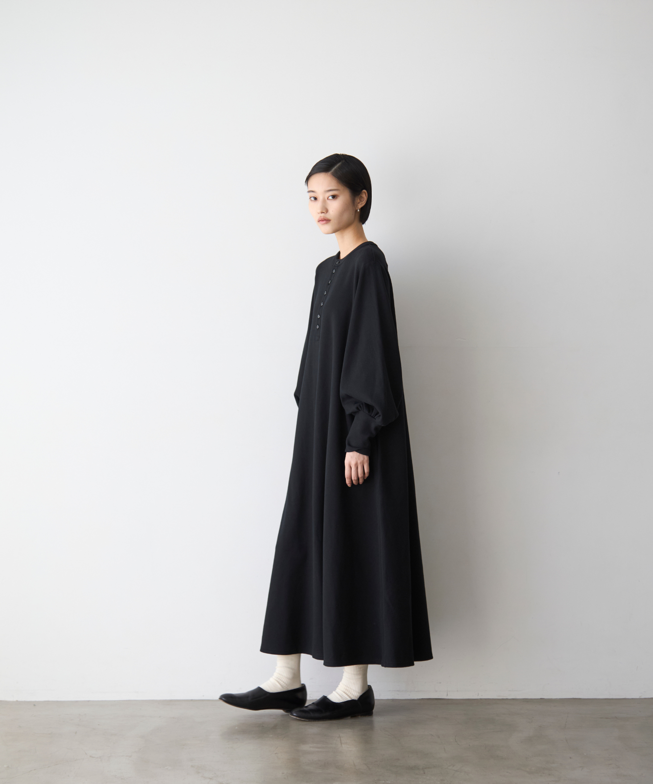 ≪通常販売≫henley neck volume sleeve one piece(ヘンリーネックボリュームスリーブワンピース)