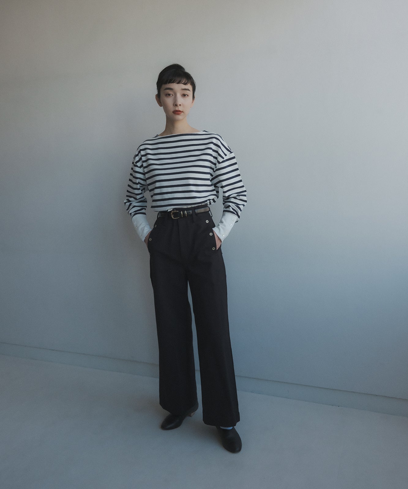 ≪在庫販売≫foufou basque shirt(white×navy)≪2023年9月1日15:00販売開始≫