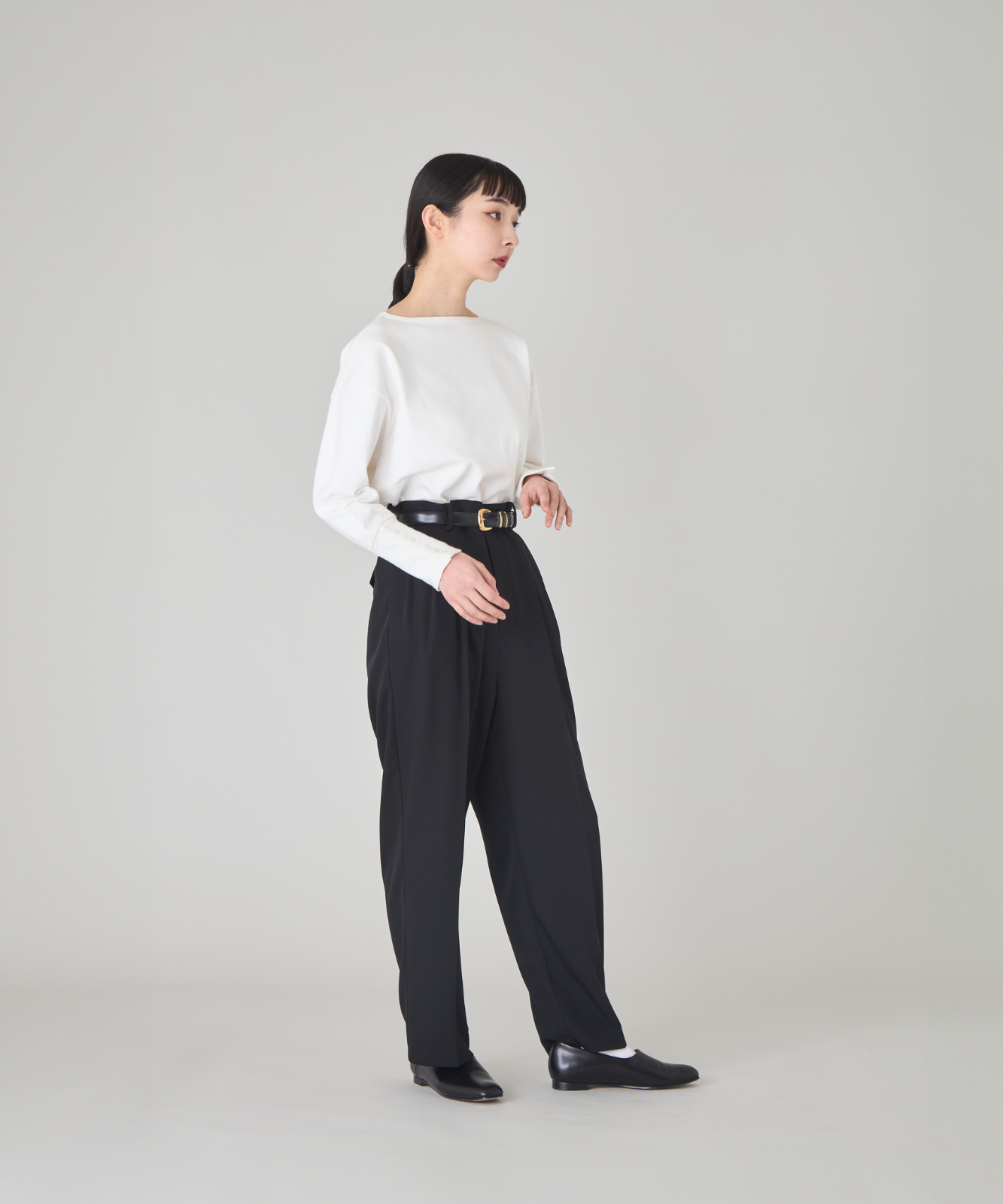 ≪在庫販売≫toro tuck slacks（トロタックスラックス）- ブラック -