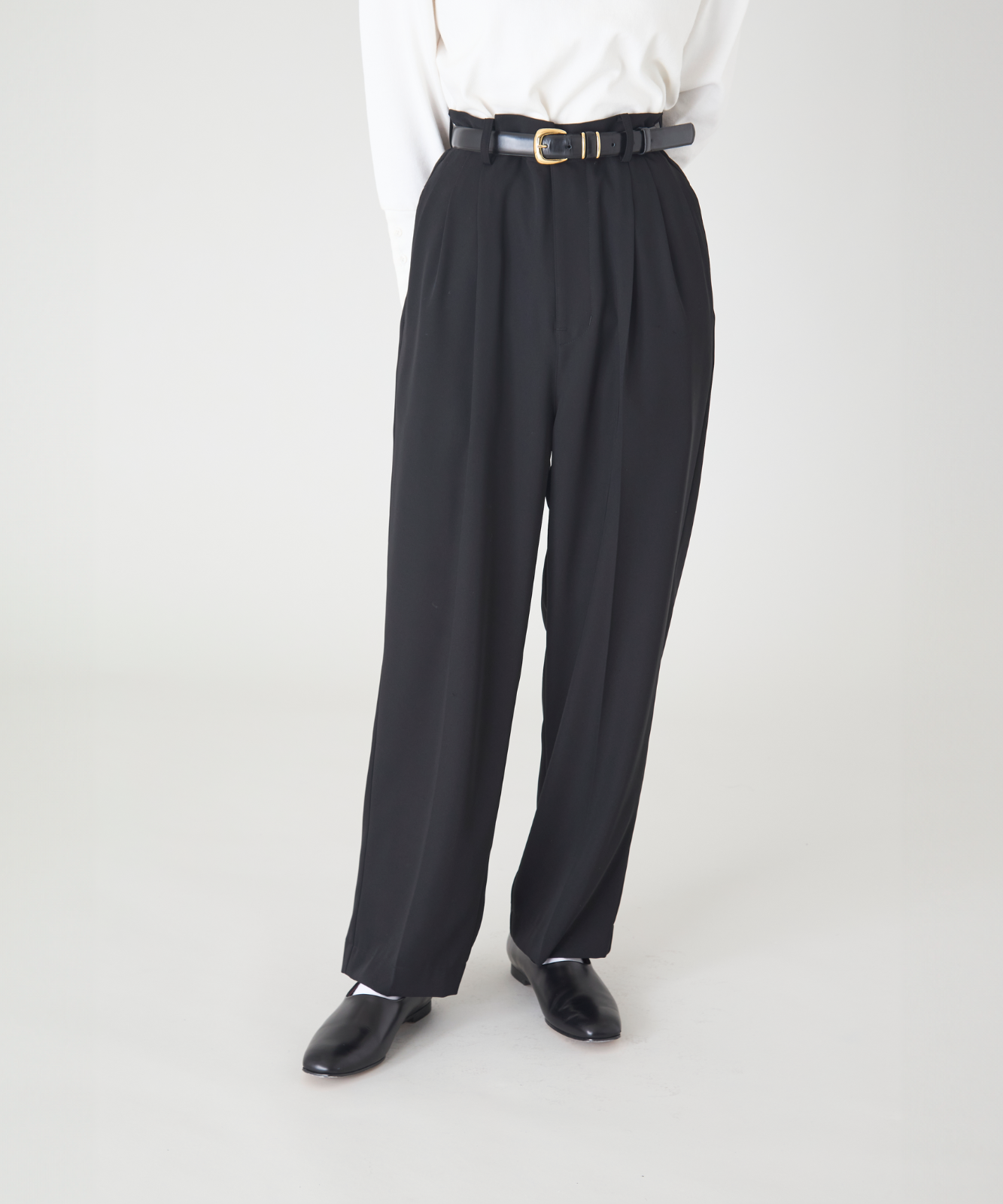 ≪在庫販売≫toro tuck slacks（トロタックスラックス）- ブラック -