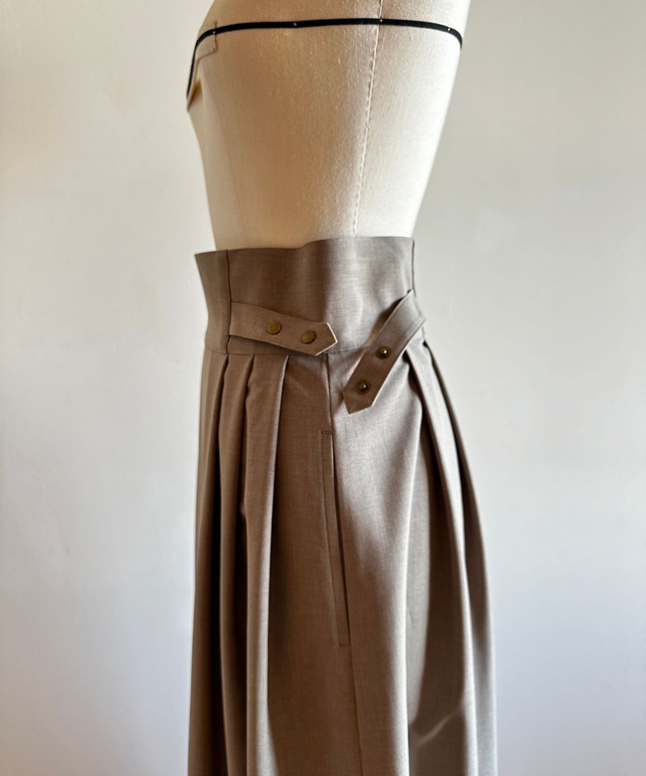 ≪通常販売≫adjust primitive skirt(アジャストプリミティブスカート)≪2025年5月27日15:00販売開始≫