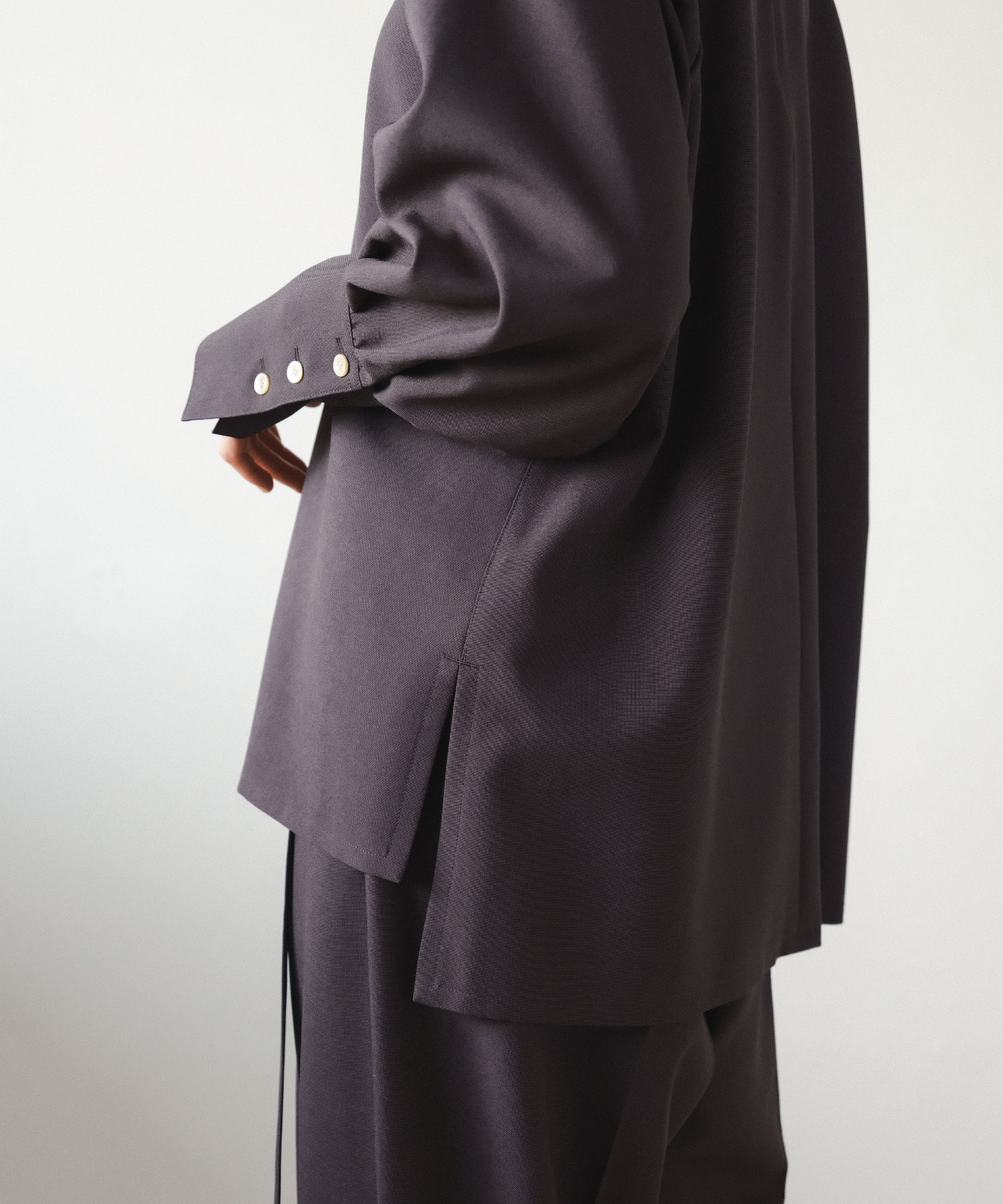 ≪通常販売≫vneck easy long blouse(Vネックイージーロングブラウス)≪2025年8月26日15:00販売開始≫
