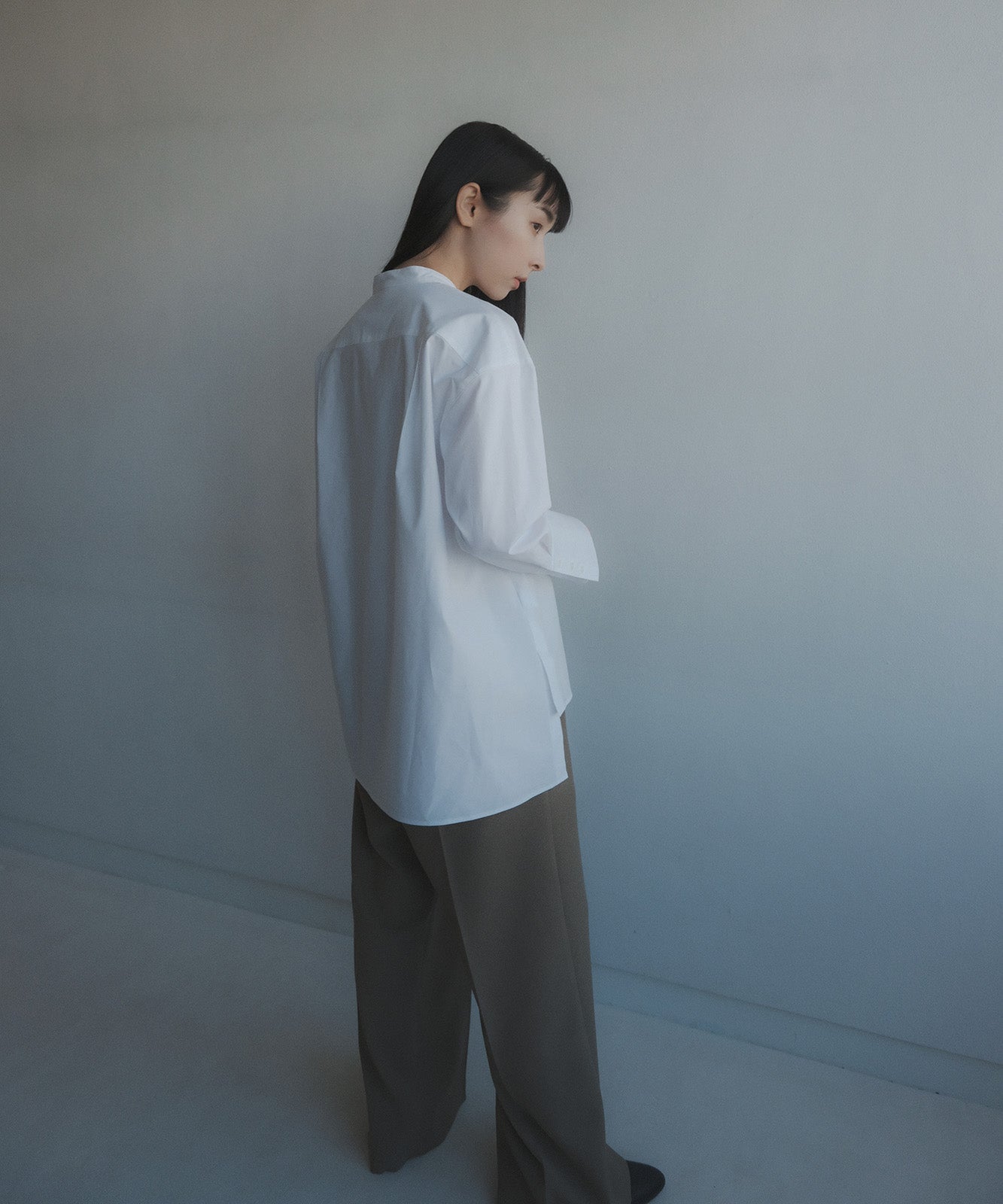 ≪在庫販売≫stand coller long blouse(スタンドカラーロングブラウス)≪2023年8月1日19:00販売開始≫