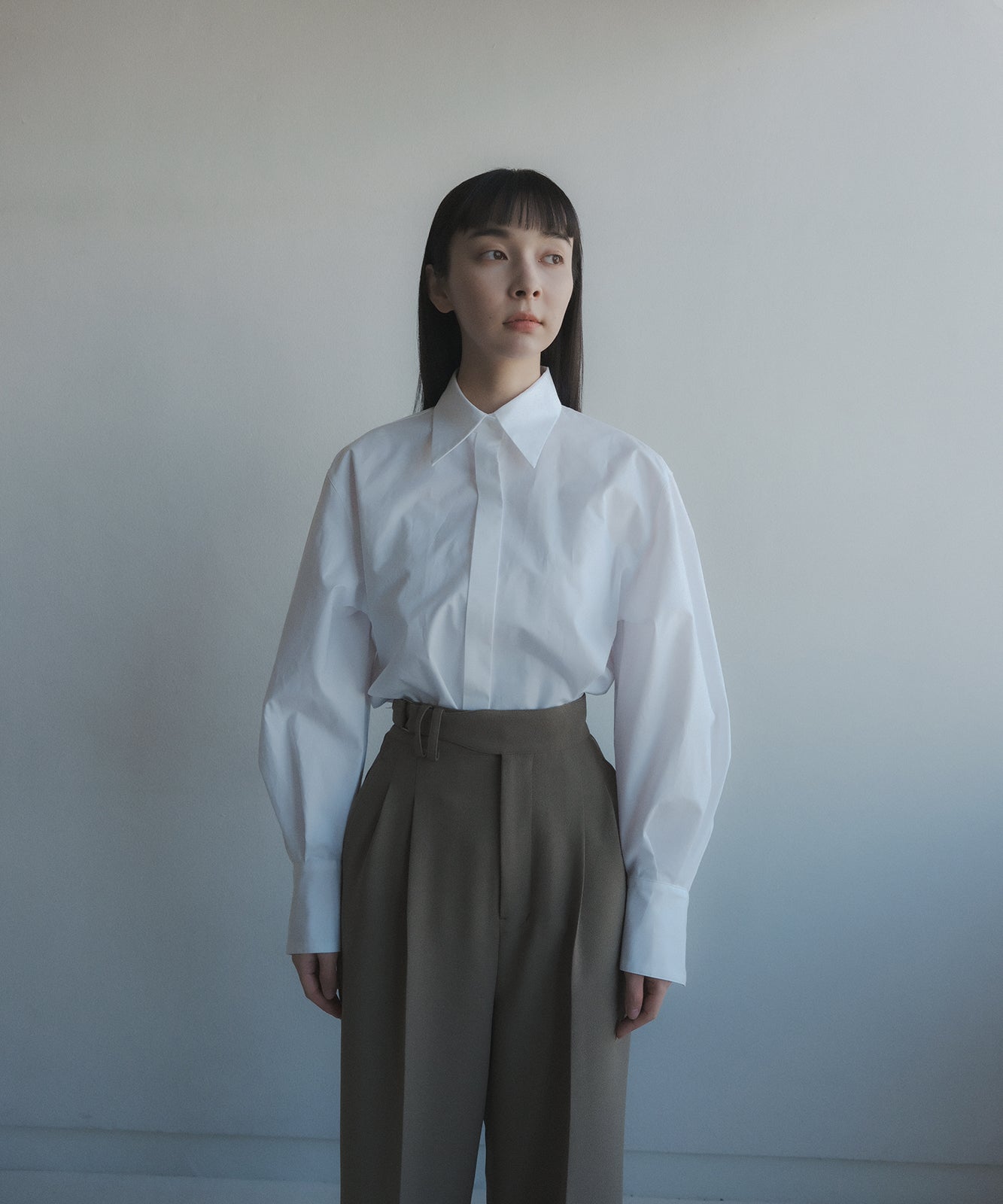 ≪在庫販売≫shirts coller sode powan blouse(シャツカラー袖ぽわんブラウス)≪2023年5月19日13:00販売開始≫