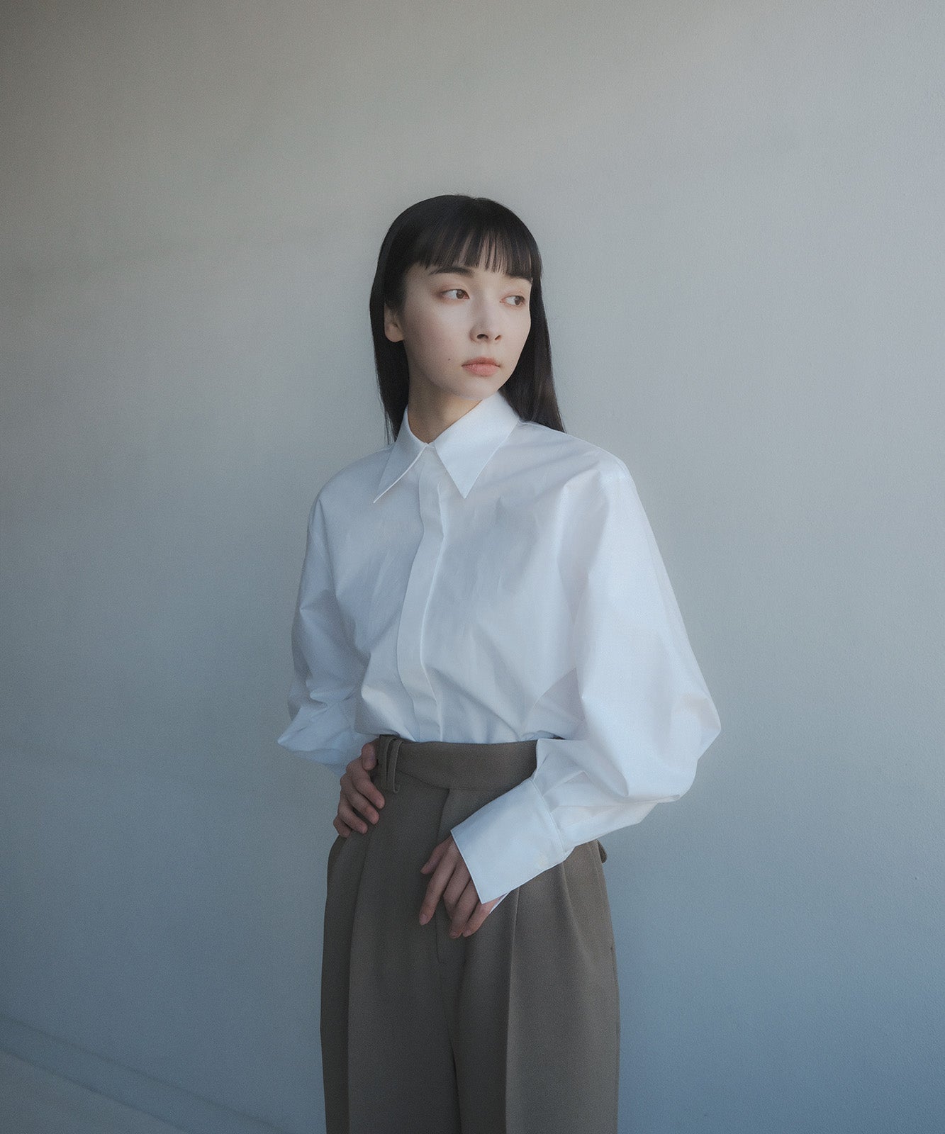 ≪在庫販売≫shirts coller sode powan blouse(シャツカラー袖ぽわんブラウス)≪2023年5月19日13:00販売開始≫