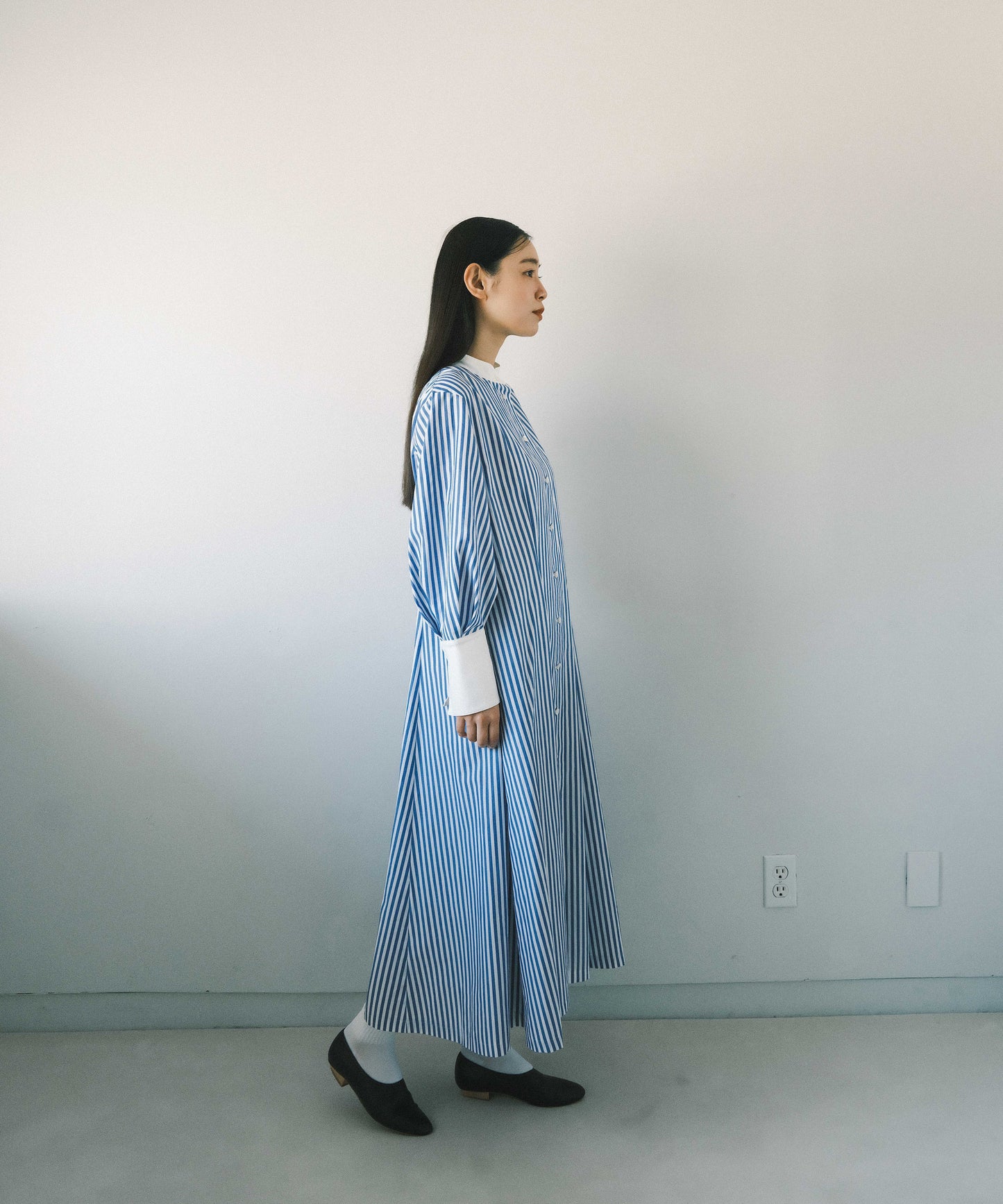 ≪在庫販売≫stand collar cleric shirt one piece(スタンドカラークレリックシャツワンピース)≪2023年8月1日19:00販売開始≫