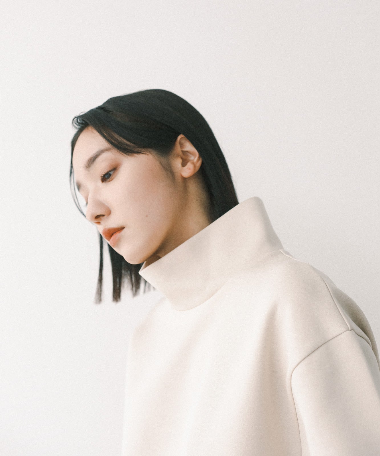 ≪在庫販売≫cardboard high neck pullover(カードボード ハイネックプルオーバー)≪2023年8月1日19:00販売開始≫