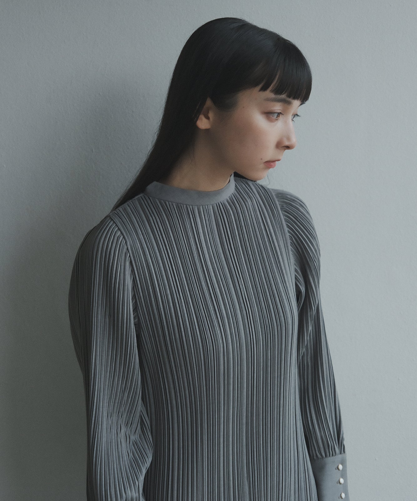 ≪予約販売≫stand collar twill pleats onepiece(スタンドカラーツイルプリーツワンピース)グレー≪2023年7月12日21:00販売開始≫≪2023年10月下旬発送予定≫