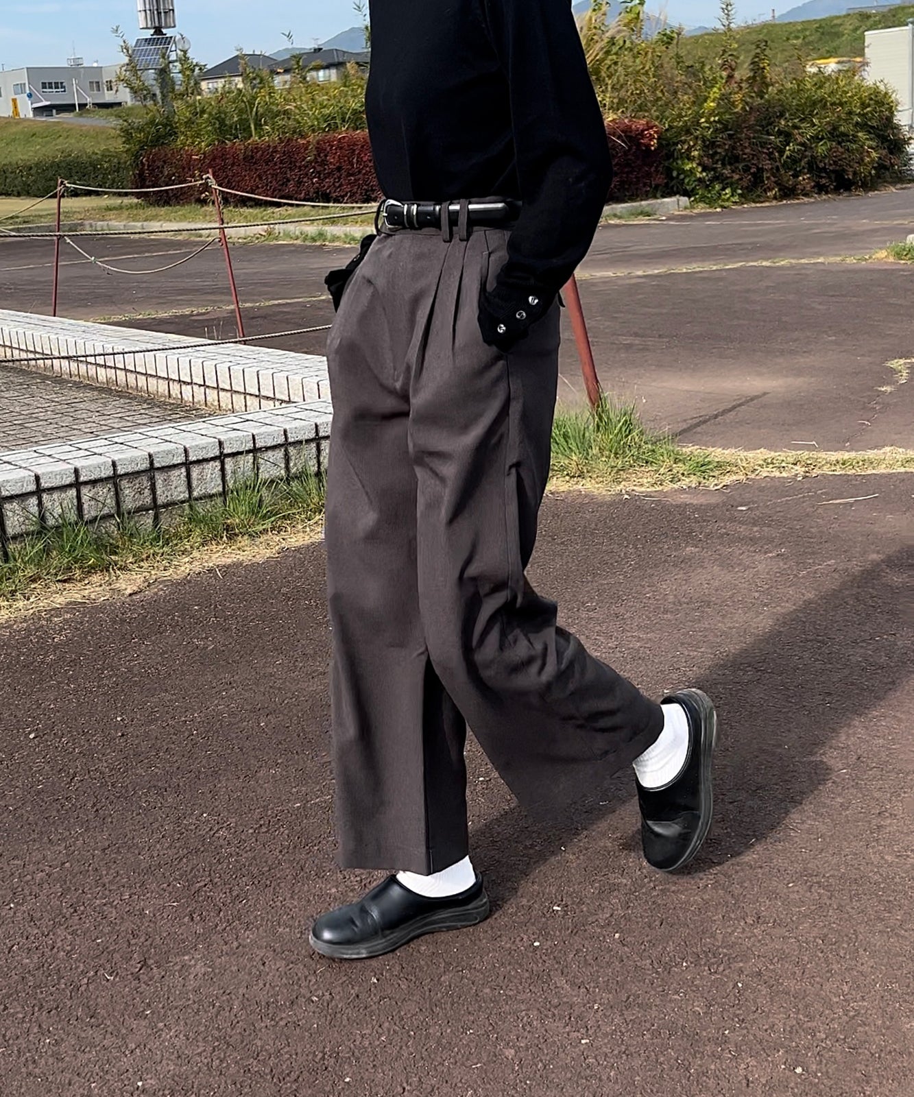 ≪予約販売≫primitive tuck straight pants(プリミティブタックストレートパンツ)≪2022年7月14日13:00販売開始≫≪2023年9月下旬発送予定≫
