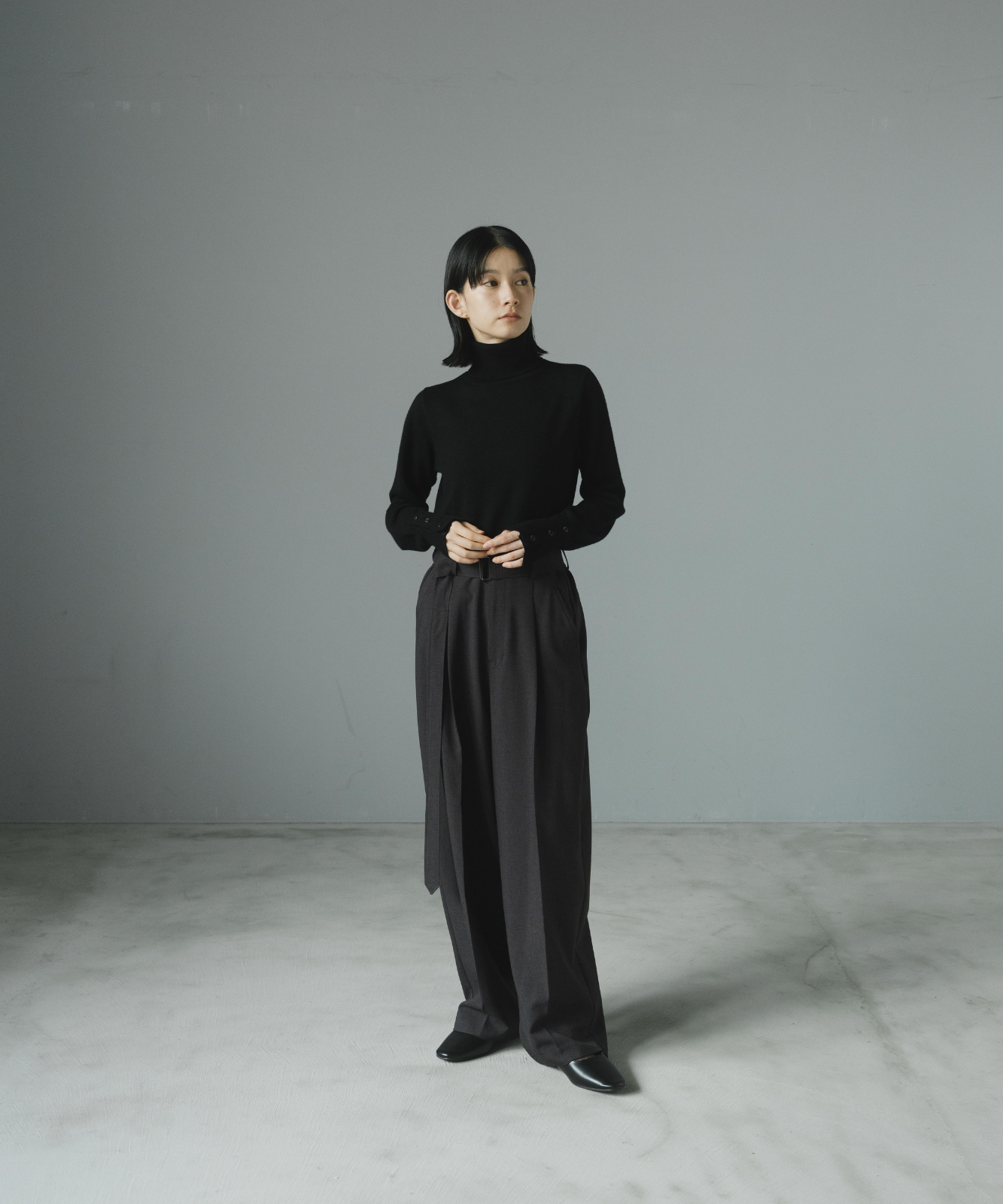 ≪通常販売≫one tuck belted easy wide slacks(ワンタックベルテッドイージーワイドスラックス)≪2025年8月26日15:00販売開始≫