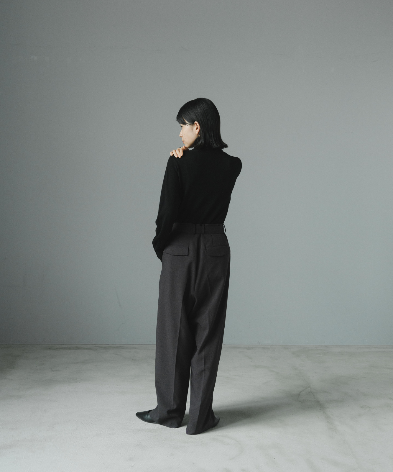 ≪通常販売≫one tuck belted easy wide slacks(ワンタックベルテッドイージーワイドスラックス)≪2025年8月26日15:00販売開始≫