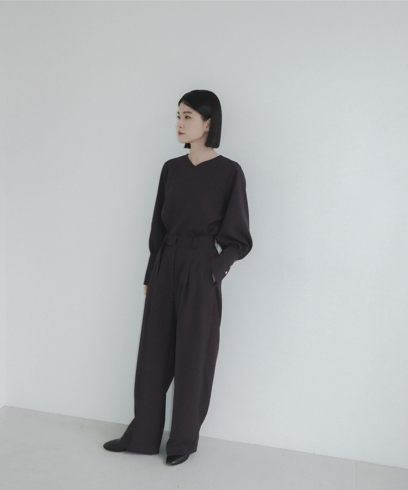 ≪通常販売≫one tuck belted easy wide slacks(ワンタックベルテッドイージーワイドスラックス)≪2025年8月26日15:00販売開始≫
