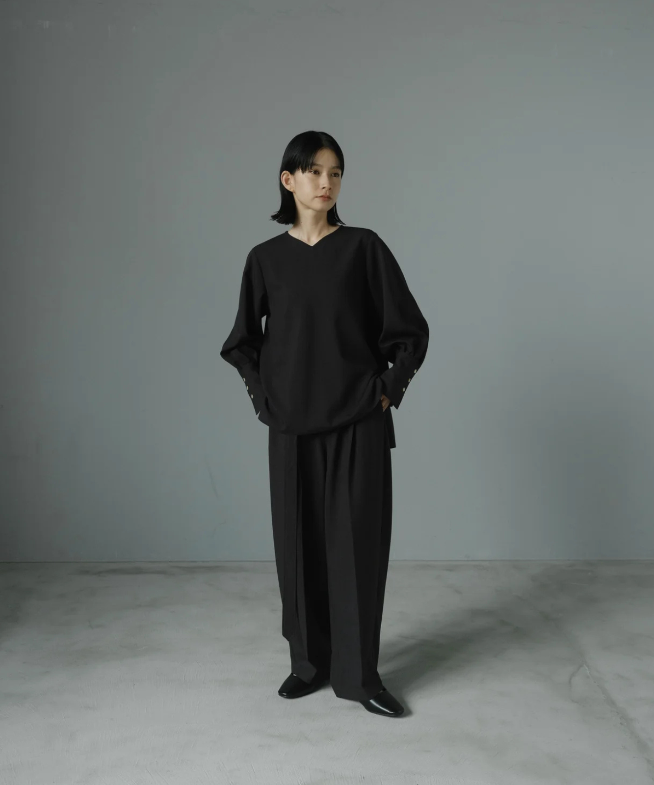 ≪通常販売≫one tuck belted easy wide slacks(ワンタックベルテッドイージーワイドスラックス)≪2025年8月26日15:00販売開始≫