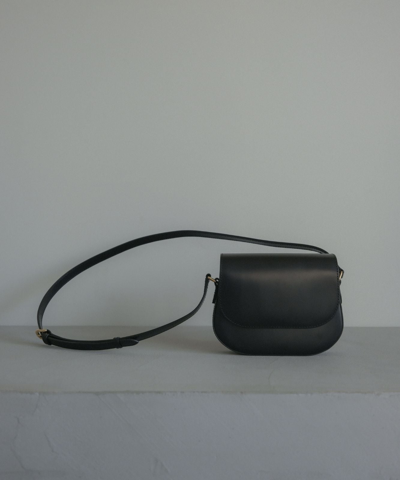 ≪予約販売≫minimal shoulder bag “ chipie “ (ミニマルショルダーバッグ "シピ”)≪2023年8月30日15:00販売開始≫≪2023年12月上旬発送予定≫
