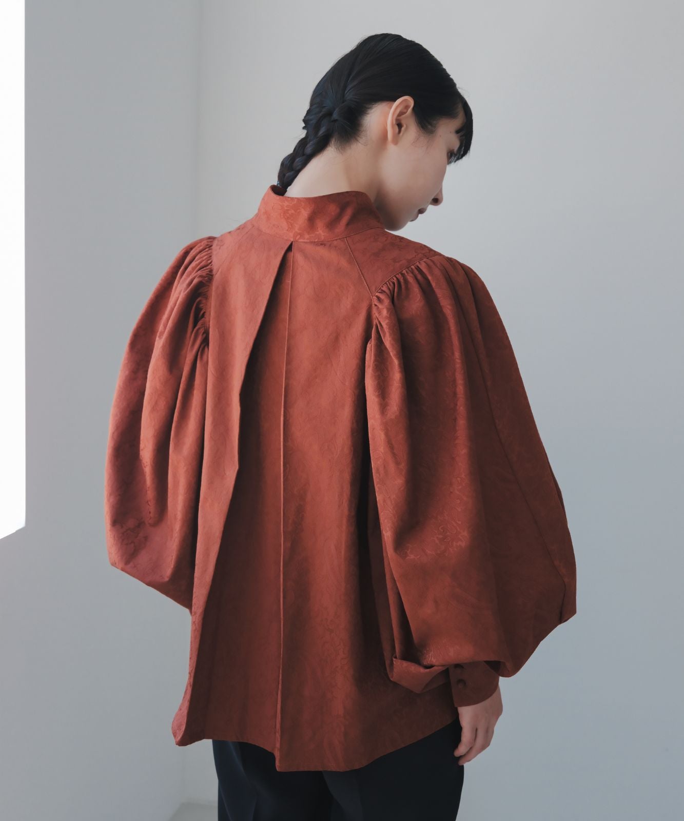 ≪予約販売≫super volume jacquard blouse(スーパーボリュームジャカードブラウス)≪2023年8月21日19:00販売開始≫≪2023年11月下旬発送予定≫