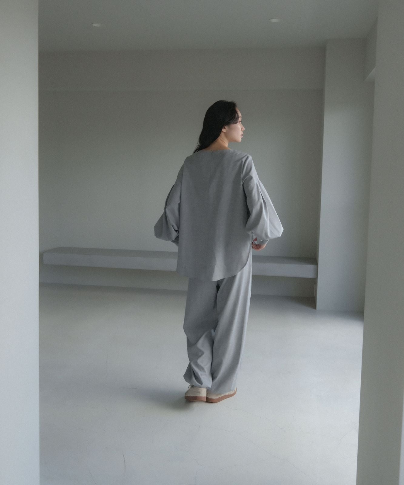≪予約販売≫easy wool toro blouse(イージーウールトロブラウス)≪2023年8月25日19:00販売開始≫≪2023年11月下旬発送予定≫
