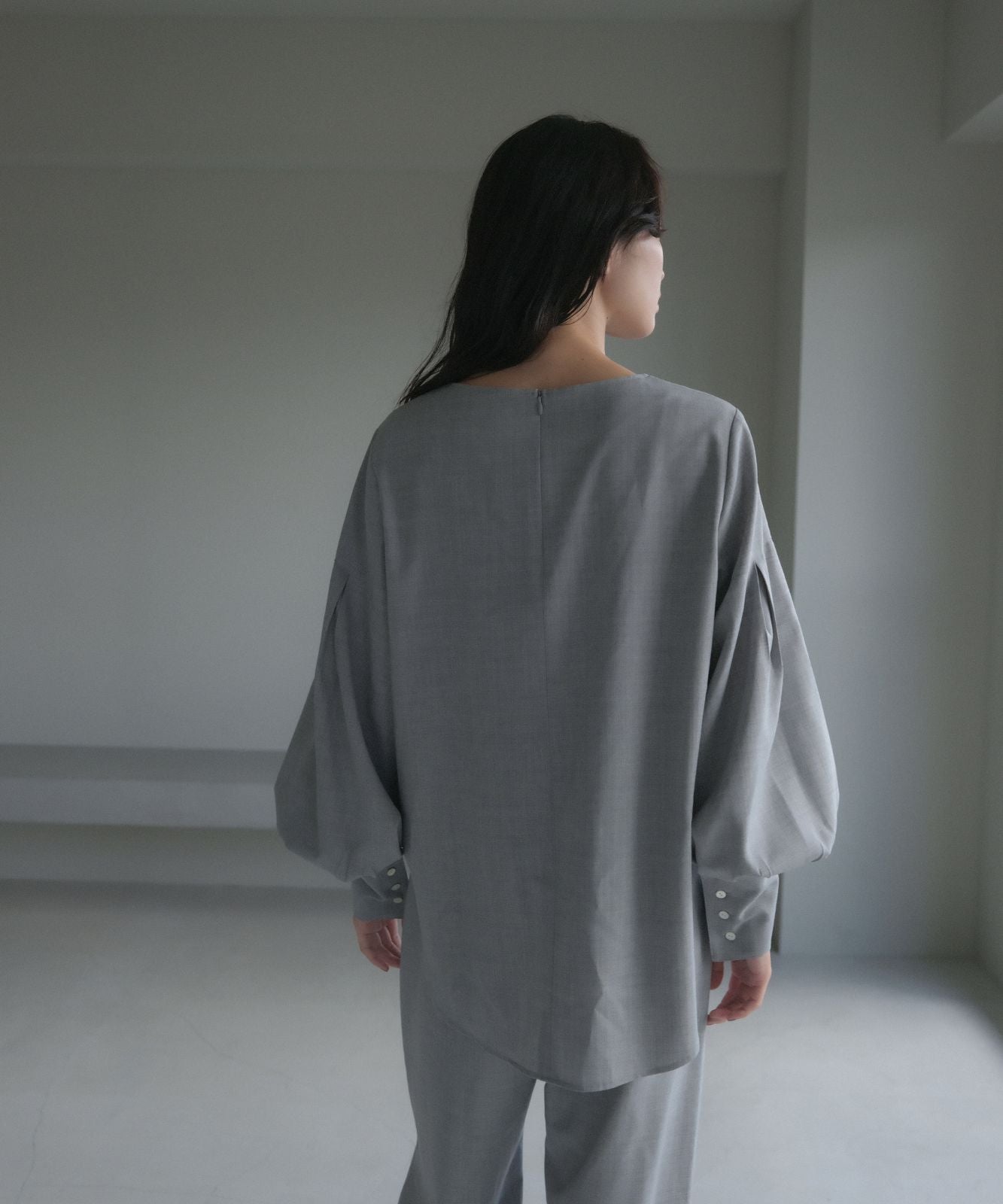 ≪予約販売≫easy wool toro blouse(イージーウールトロブラウス)≪2023年8月25日19:00販売開始≫≪2023年11月下旬発送予定≫