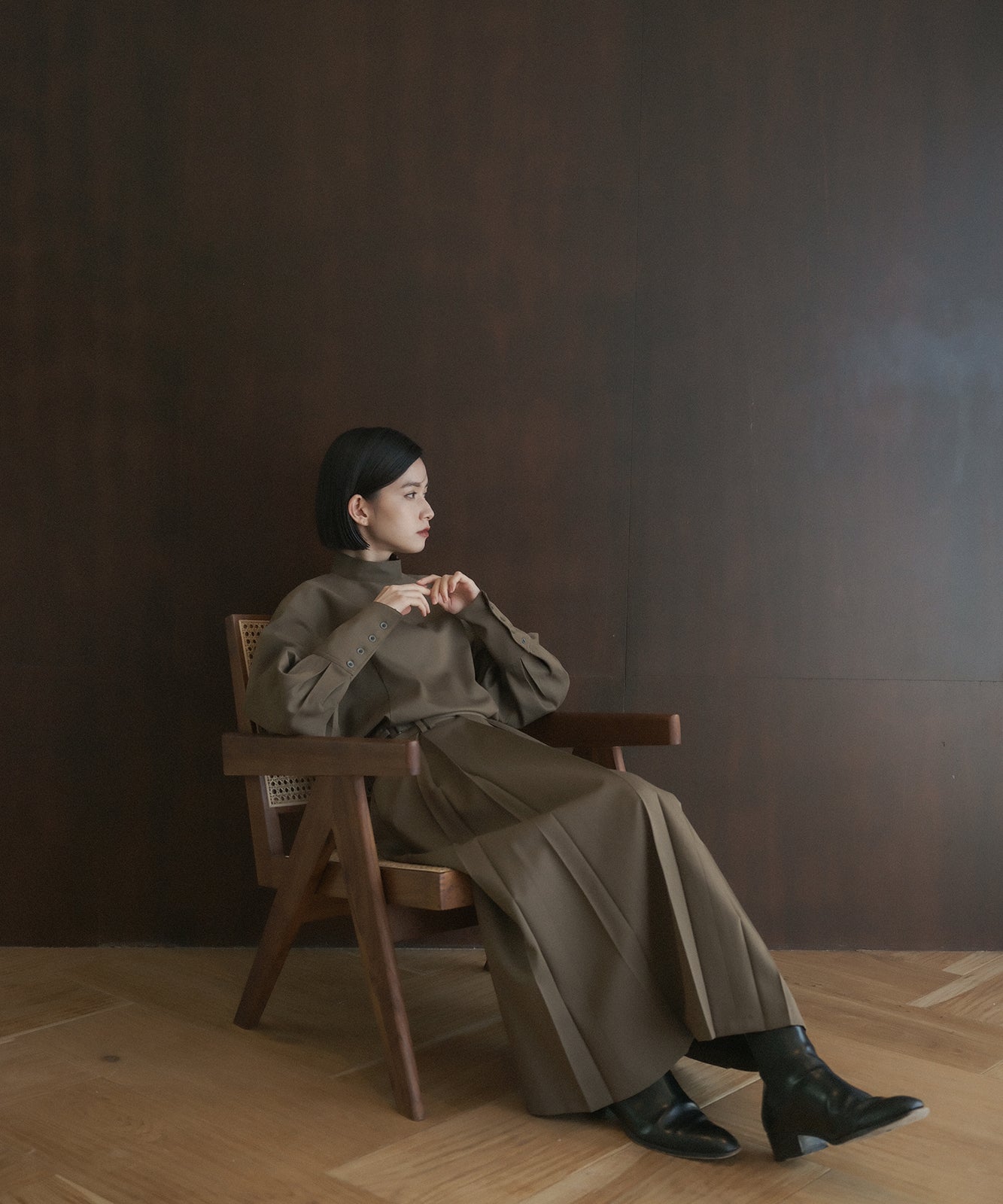 ≪通常販売≫high neck twill chambray blouse(ハイネックツイルシャンブレーブラウス)