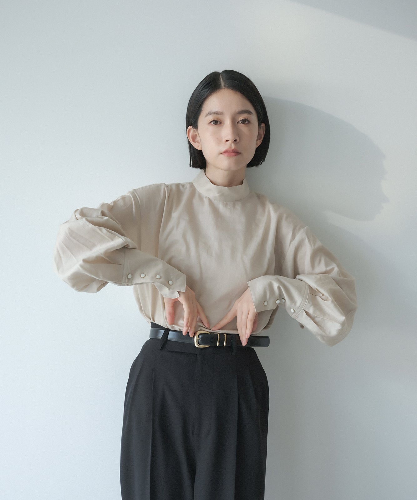 ≪予約販売≫high neck dress shirts -sode powan-(ハイネックドレスシャツ - 袖ぽわん -)≪2023年7月19日21:00販売開始≫≪2023年9月下旬発送予定≫