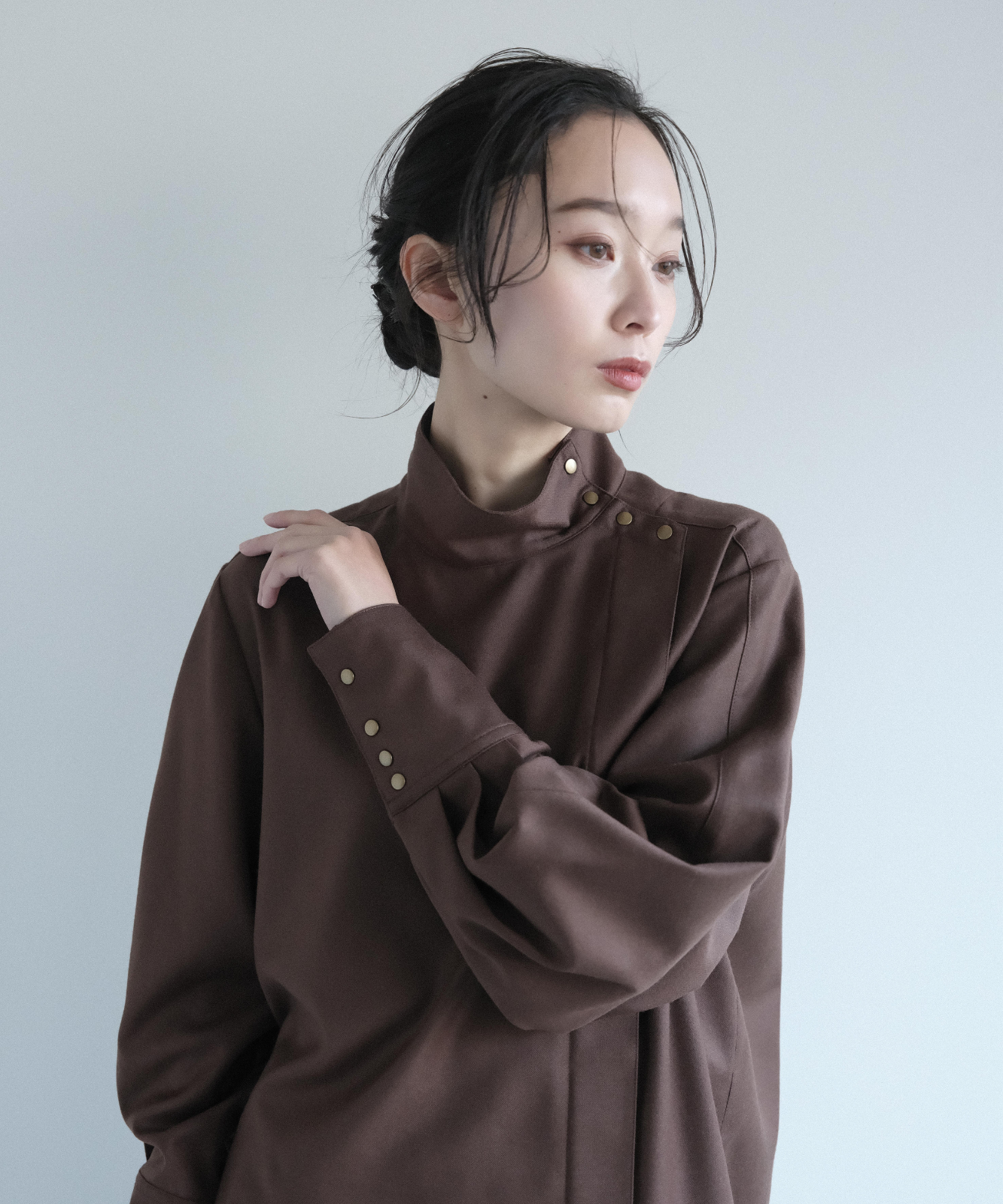 ≪在庫販売≫high neck primitive flap blouse - long sleeve