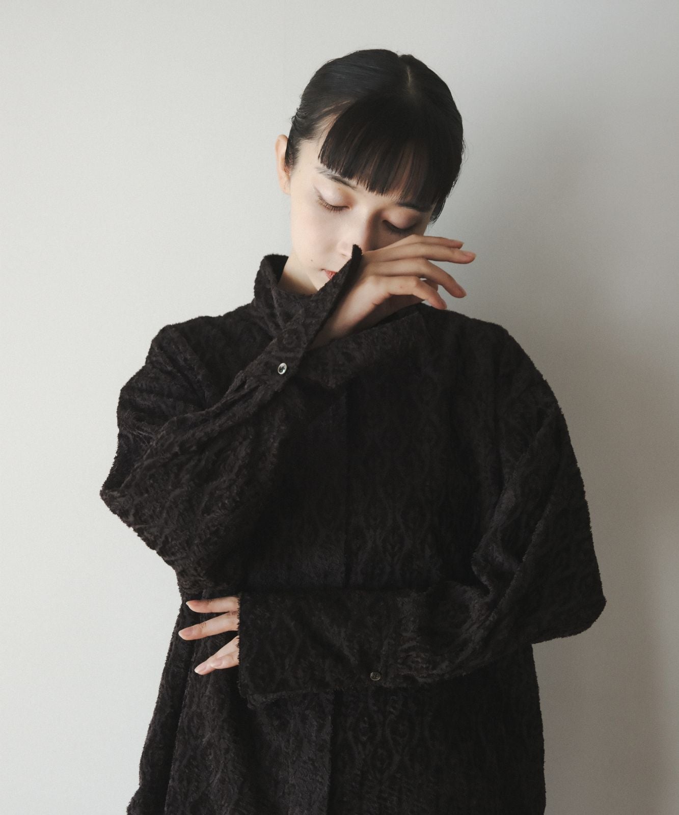 ≪予約販売≫"shibafu" highneck jacquard long blouse("shibafu" ハイネックジャカードロングブラウス)≪2023年10月30日15:00販売開始≫≪2024年1月下旬以降発送予定≫
