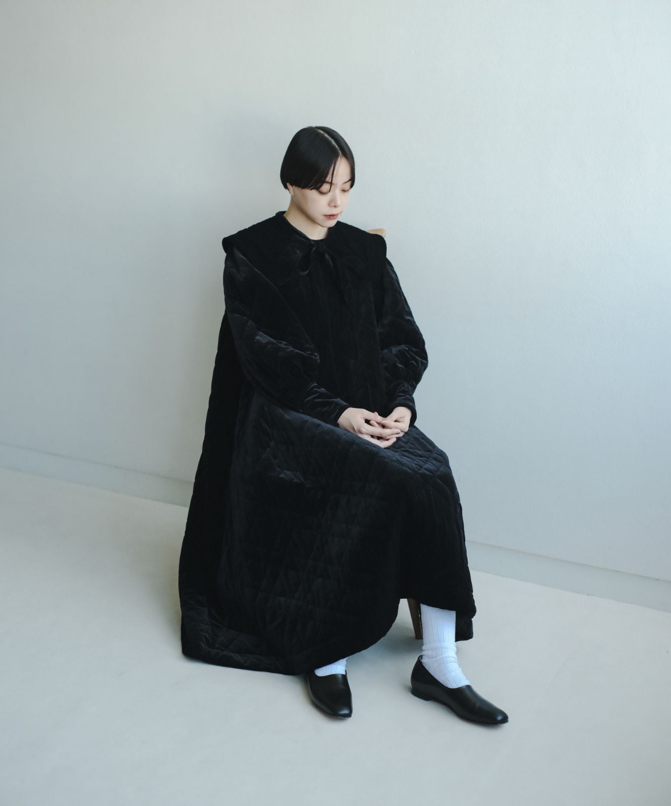≪予約販売≫【THE DRESS #53】velour quilting one piece(ベロアキルティングワンピース)≪2023年9月20日15:00販売開始≫≪2023年11月下旬以降発送予定≫