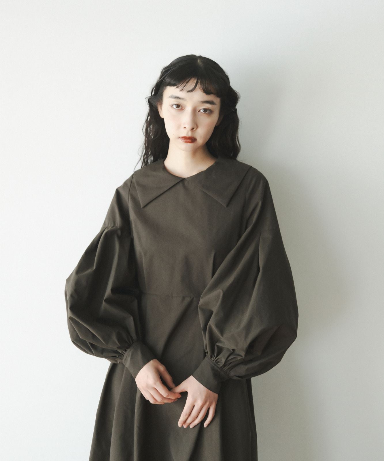 ≪予約販売≫nylon sode volume onepiece(ナイロン袖ボリュームワンピース)≪2023年10月2日15:00販売開始≫≪2023年12月下旬以降発送予定≫