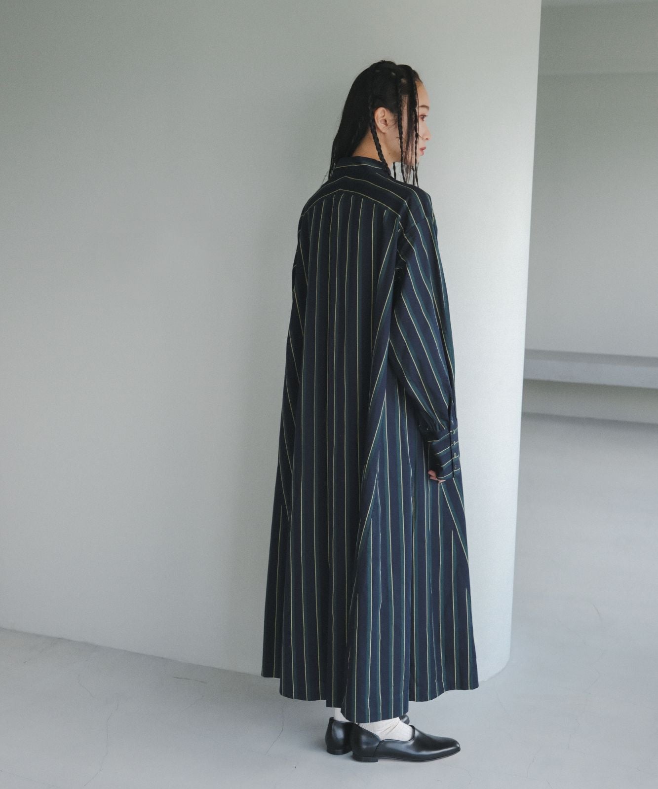 ≪予約販売≫british green stripe onepiece(ブリティッシュグリーンストライプワンピース)≪2023年8月30日15:00販売開始≫≪2023年11月上旬発送予定≫