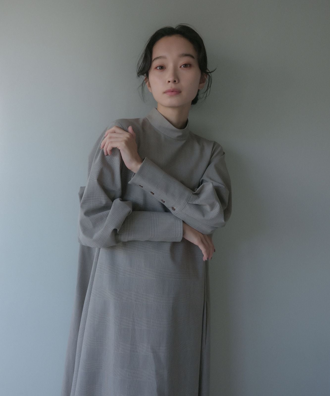≪予約販売≫long cuffs glen check onepiece (ロングカフスグレンチェックワンピース)≪2023年8月28日15:00販売開始≫≪2023年10月下旬発送予定≫