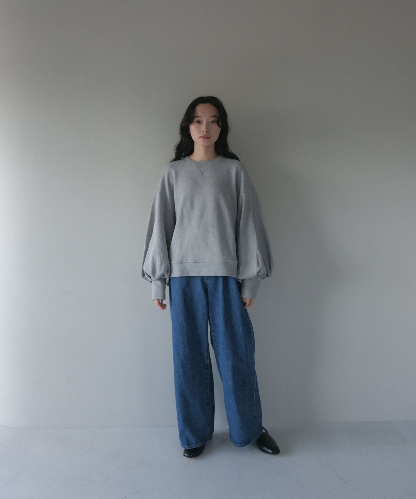≪予約販売≫sode powan sweat (袖ぽわんスウェット)≪2023年8月21日19:00販売開始≫≪2023年10月下旬発送予定≫