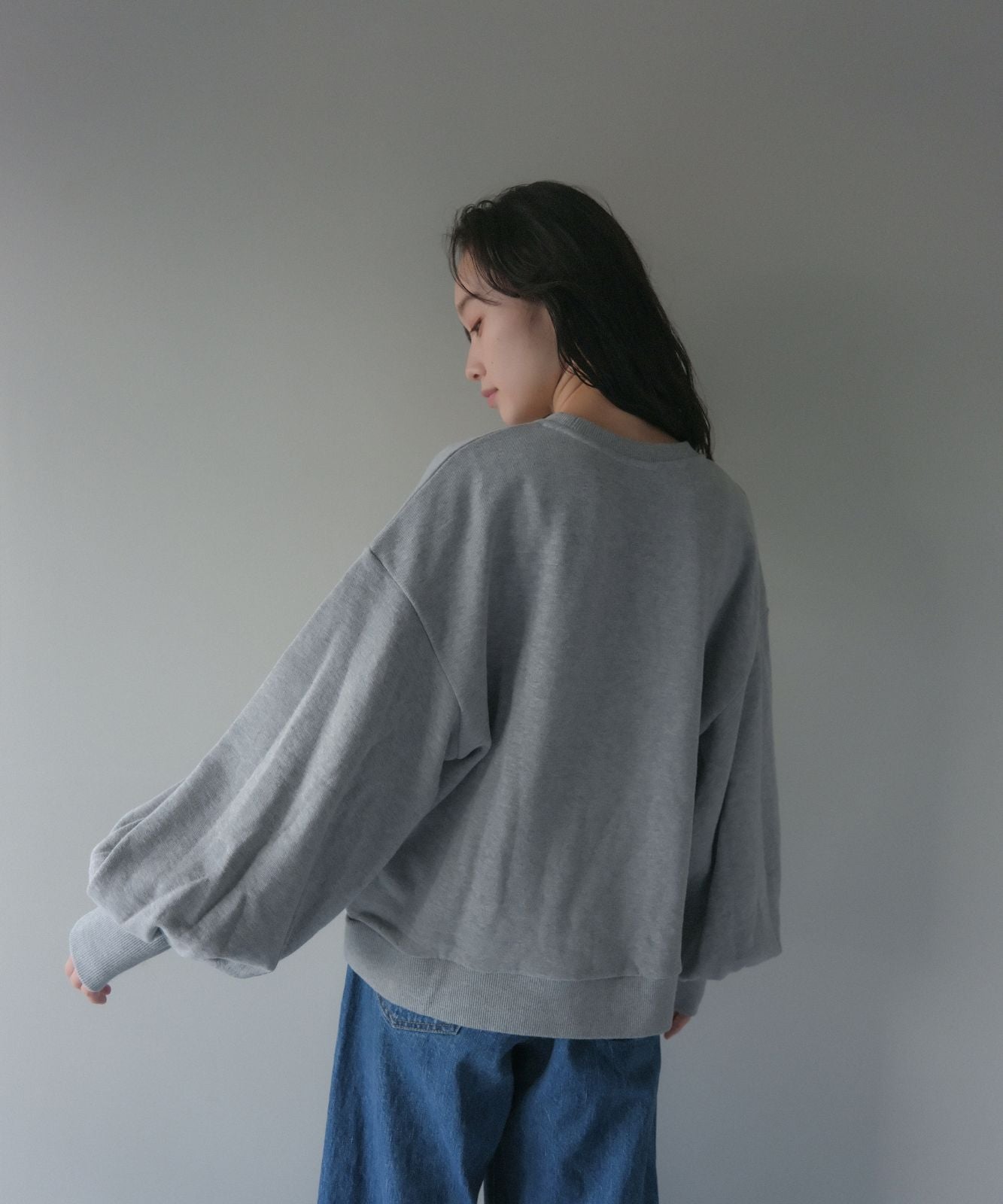 ≪予約販売≫sode powan sweat (袖ぽわんスウェット)≪2023年8月21日19:00販売開始≫≪2023年10月下旬発送予定≫