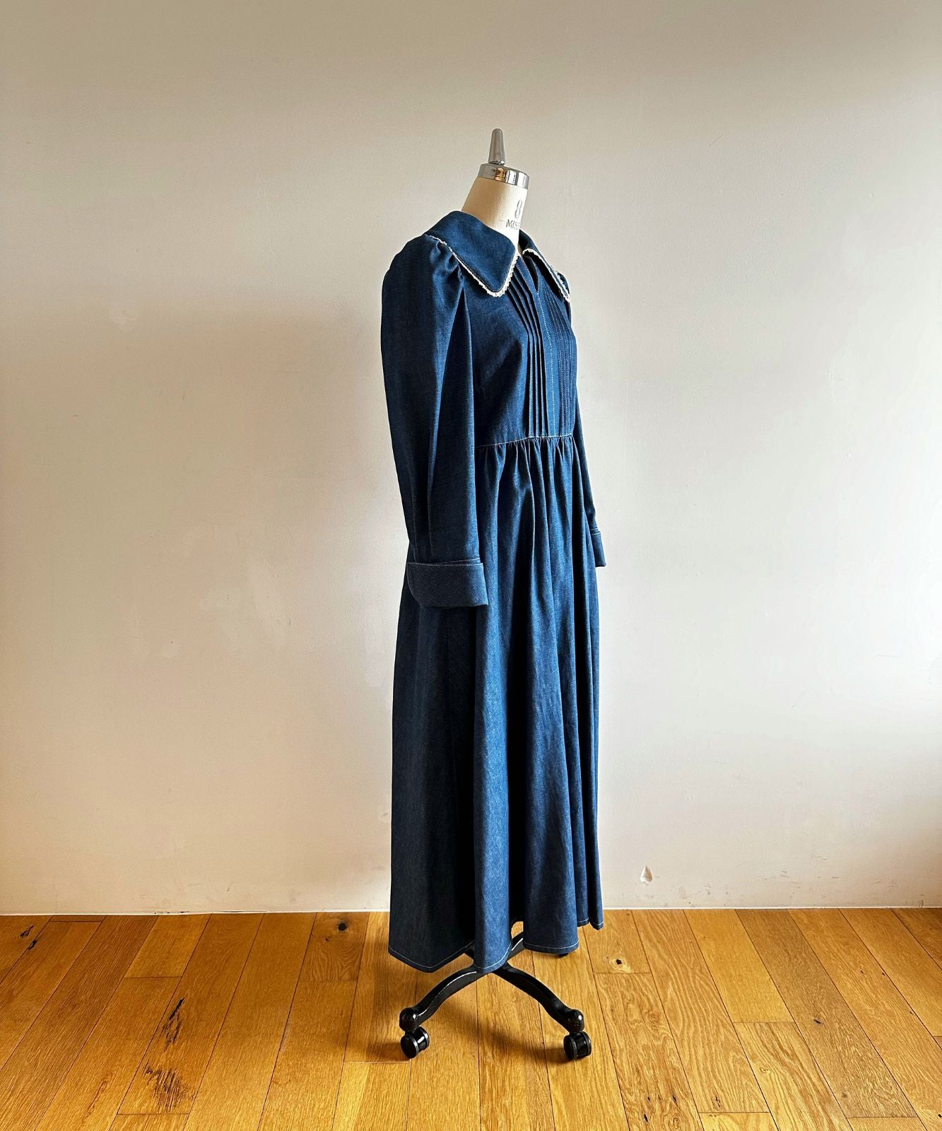 ≪通常販売≫lace pintuck denim classical dress(レースピンタックデニムクラシカルドレス)