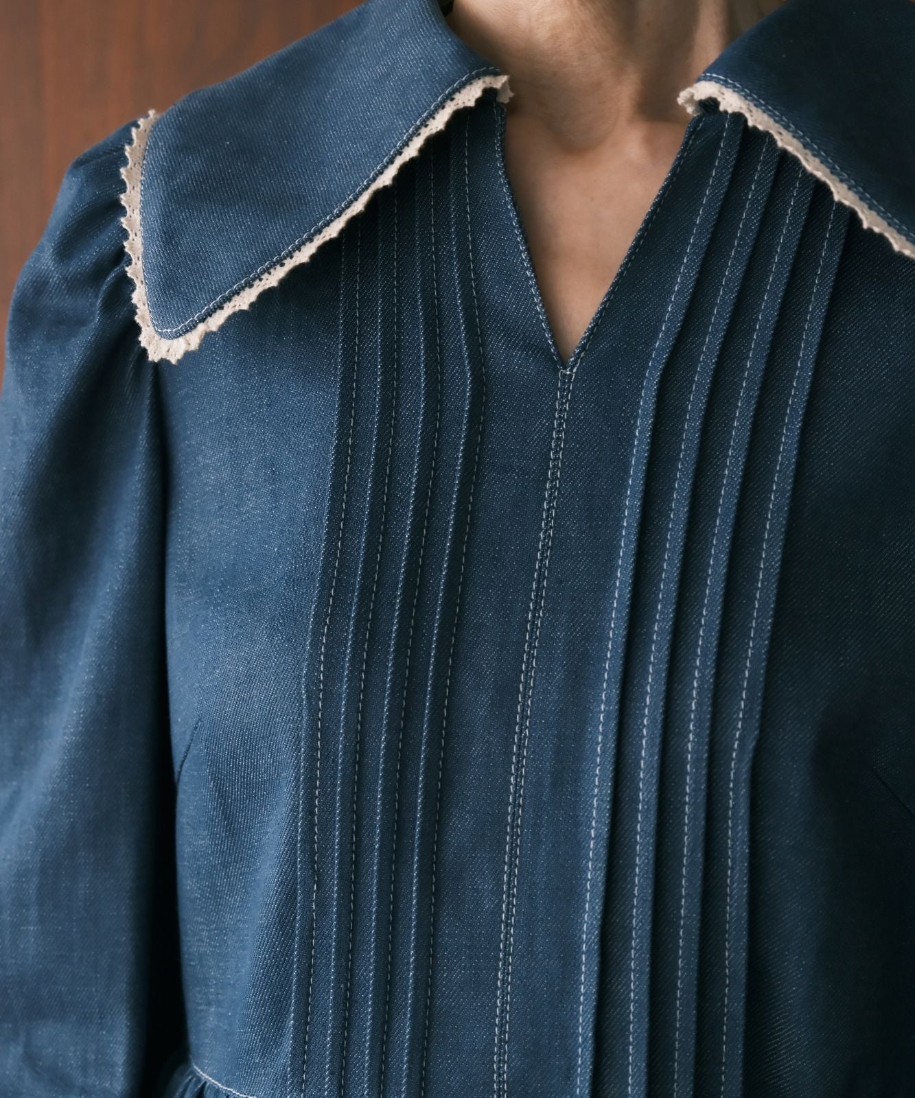 ≪予約販売≫lace pintuck denim classical dress(レースピンタックデニムクラシカルドレス)≪2023年11月6日15:00販売開始≫≪2024年1月下旬以降発送予定≫