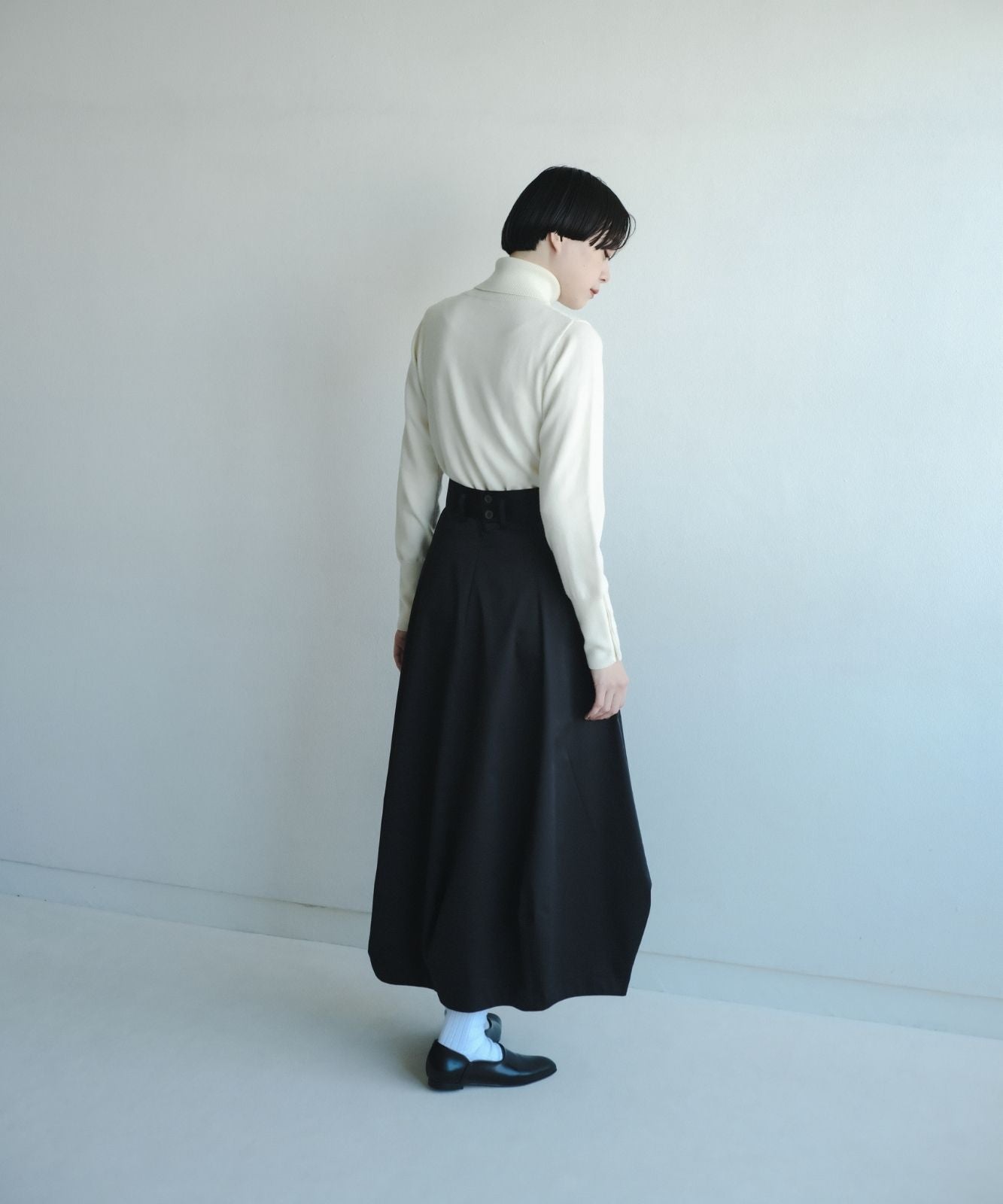 ≪予約販売≫ester cocoon skirt(エステルコクーンスカート)≪2023年10月9日15:00販売開始≫≪2023年12月下旬以降発送予定≫
