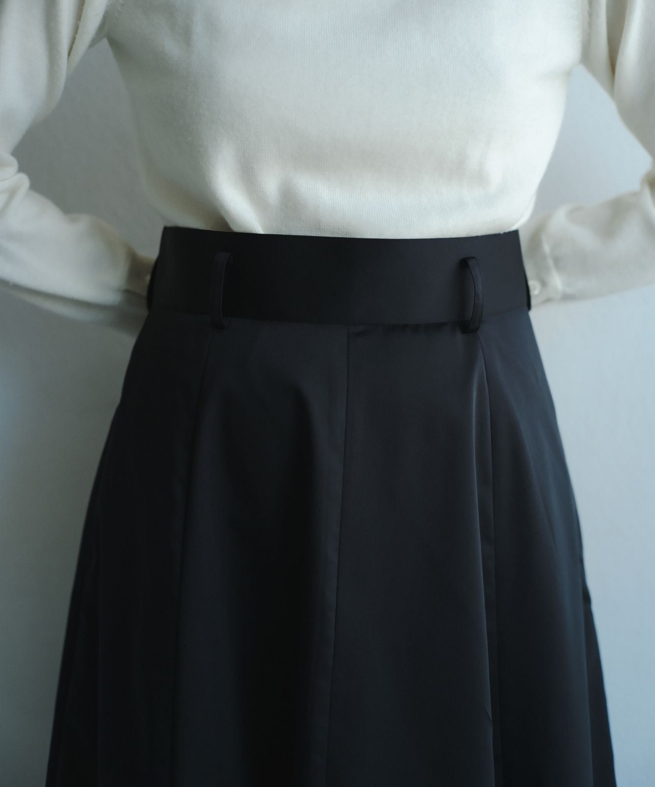 ≪予約販売≫ester cocoon skirt(エステルコクーンスカート)≪2023年10月9日15:00販売開始≫≪2023年12月下旬以降発送予定≫