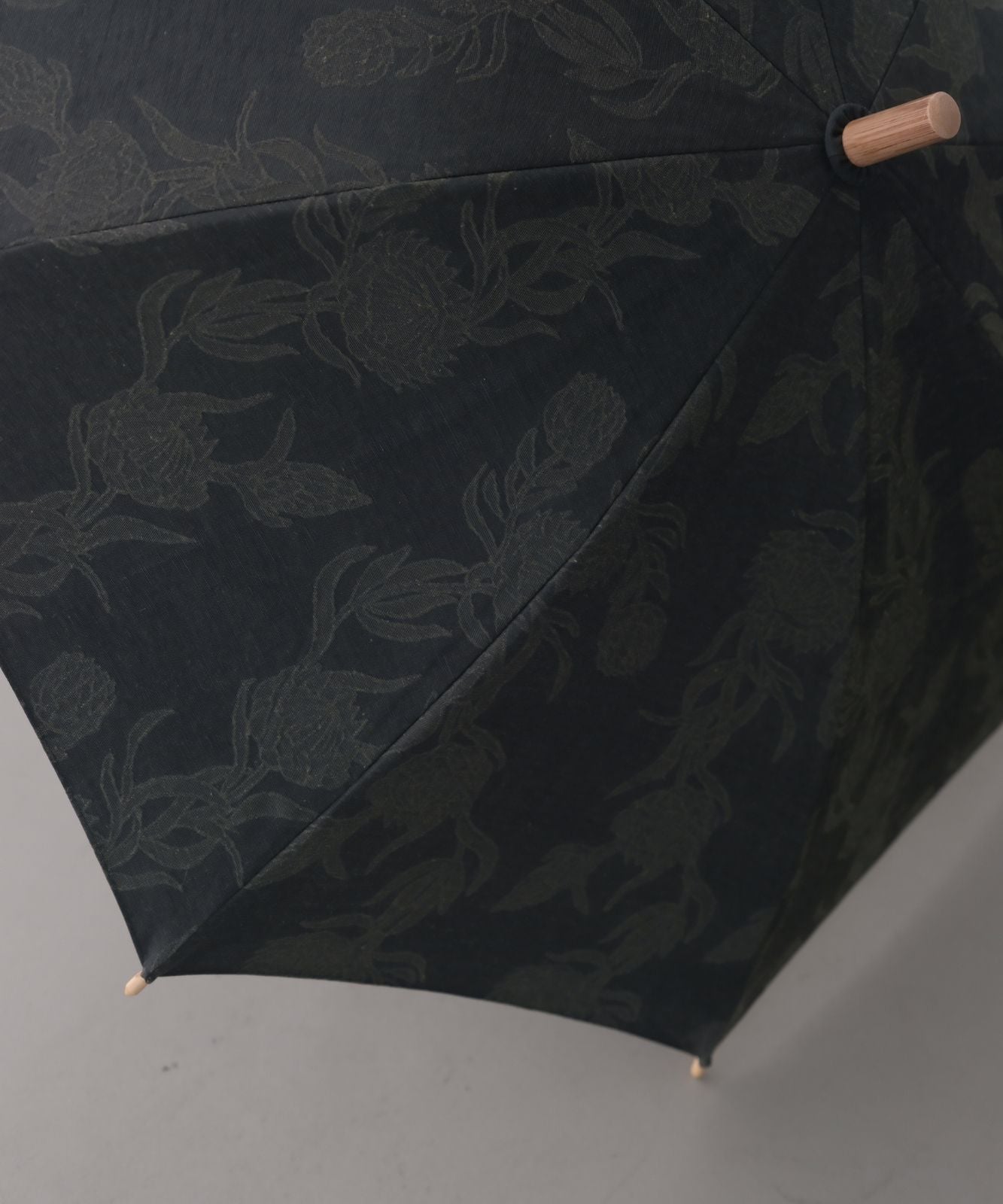 ≪予約販売≫jacquard umbrella "quiet leaves"(ジャカードアンブレラ"quiet leaves")≪2023年10月23日15:00販売開始≫≪2023年12月上旬以降発送予定≫