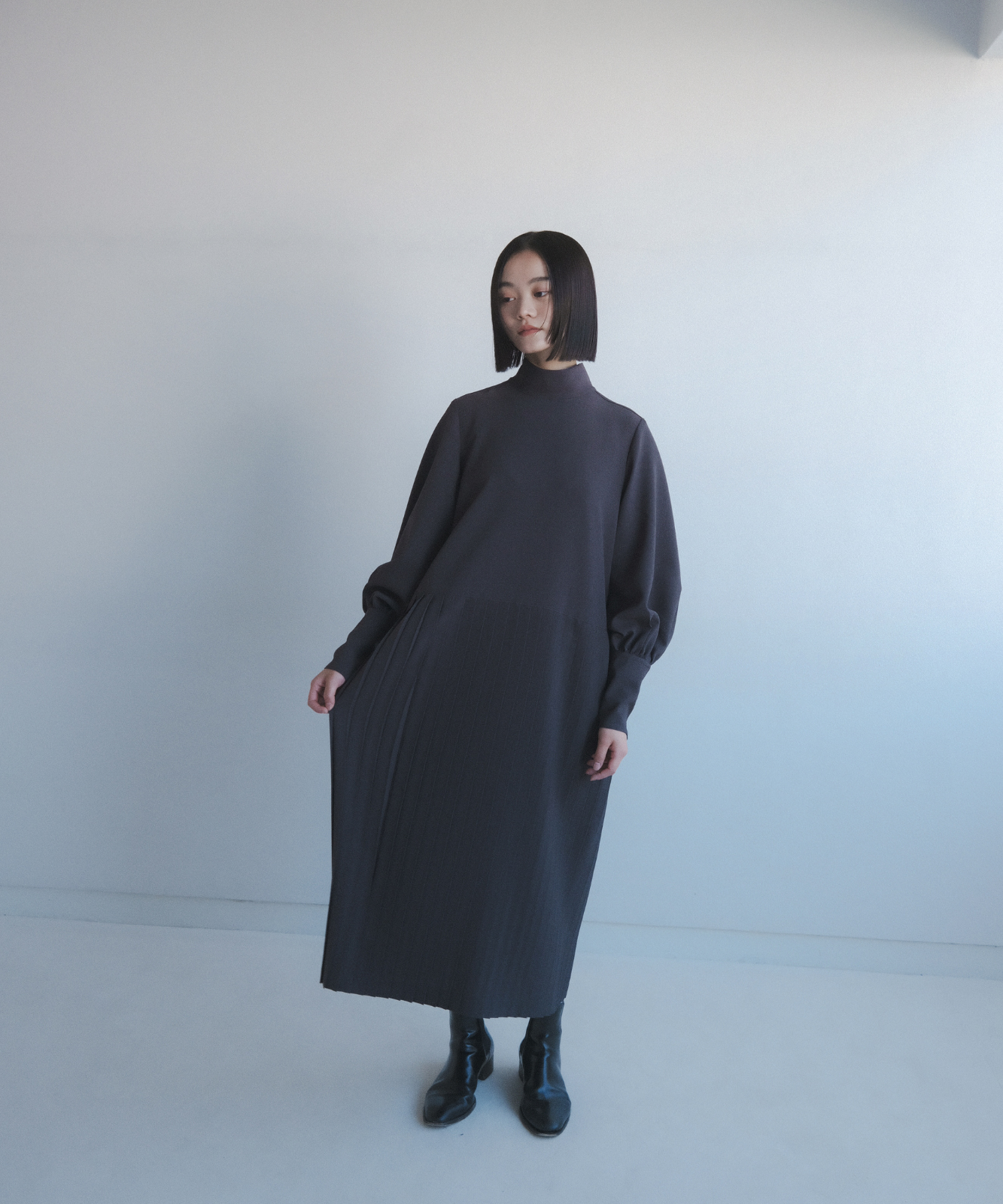 ≪予約販売≫ highneck toro pleats onepiece(ハイネックトロプリーツワンピース)≪2023年11月13日15:00販売開始≫≪2024年2月上旬以降発送予定≫