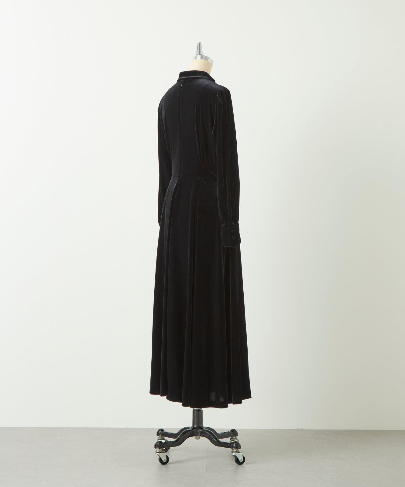 ≪通常販売≫【THE DRESS #57】velour front button dress(ベロアフロントボタンドレス)
