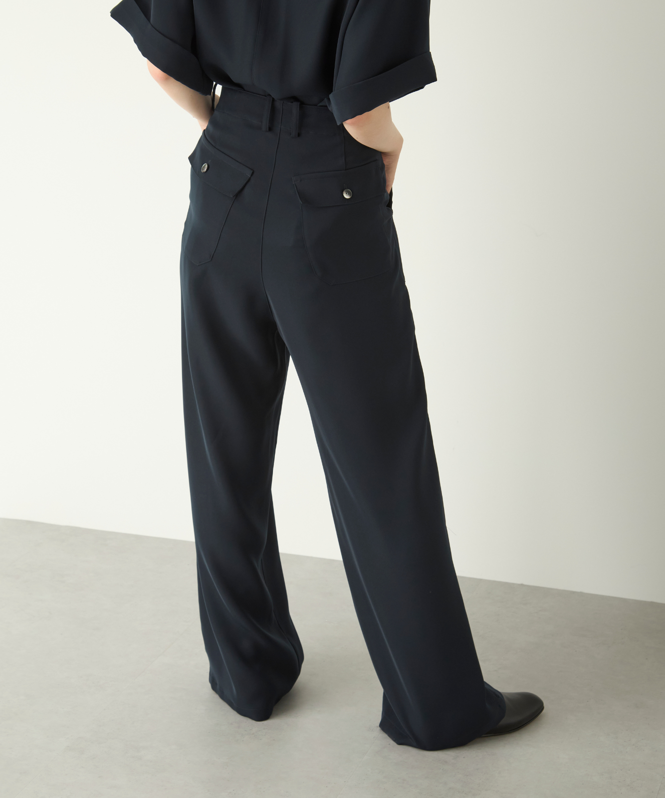 ≪通常販売≫toro stright pants(トロストレートパンツ)