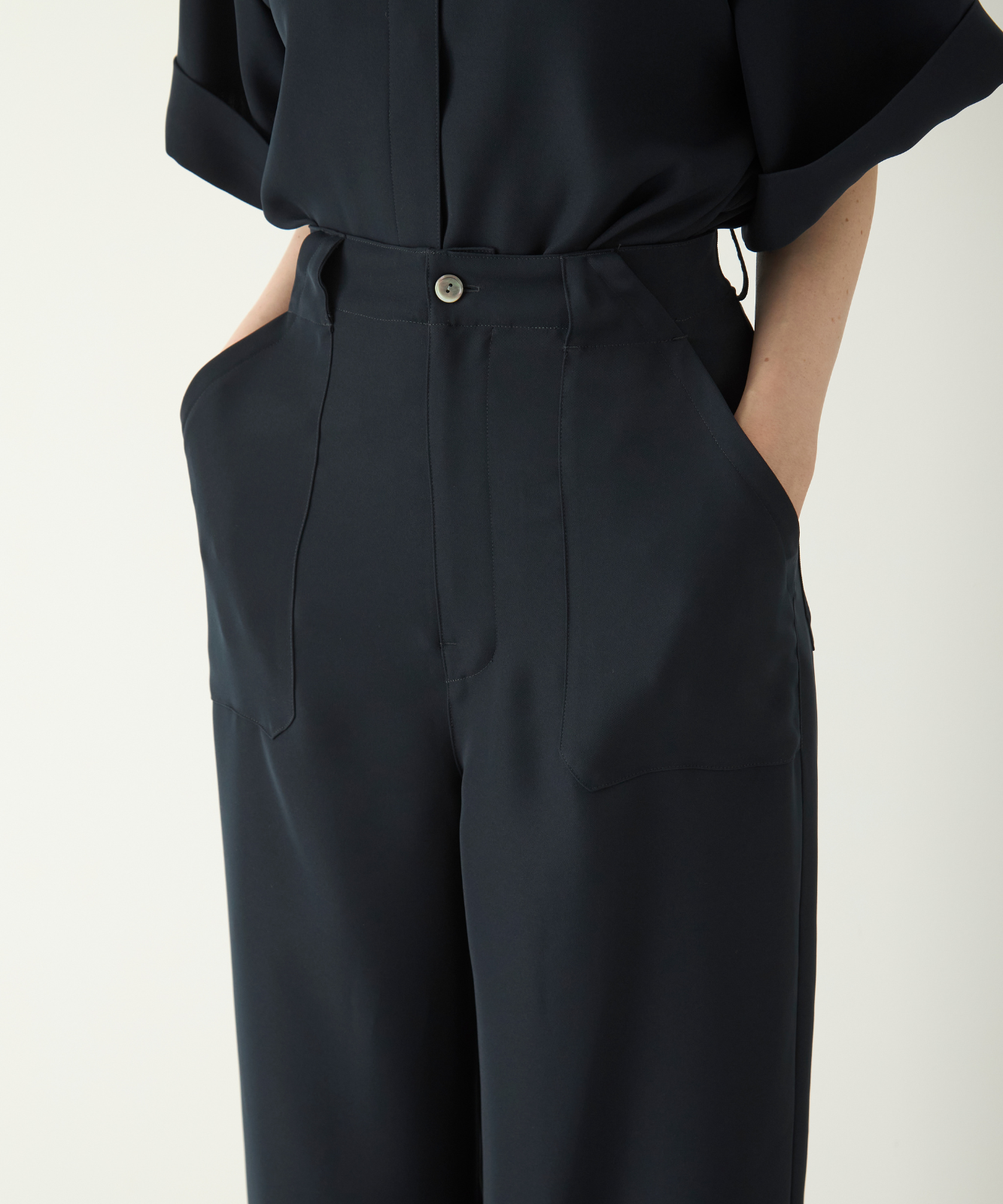 ≪通常販売≫toro stright pants(トロストレートパンツ)